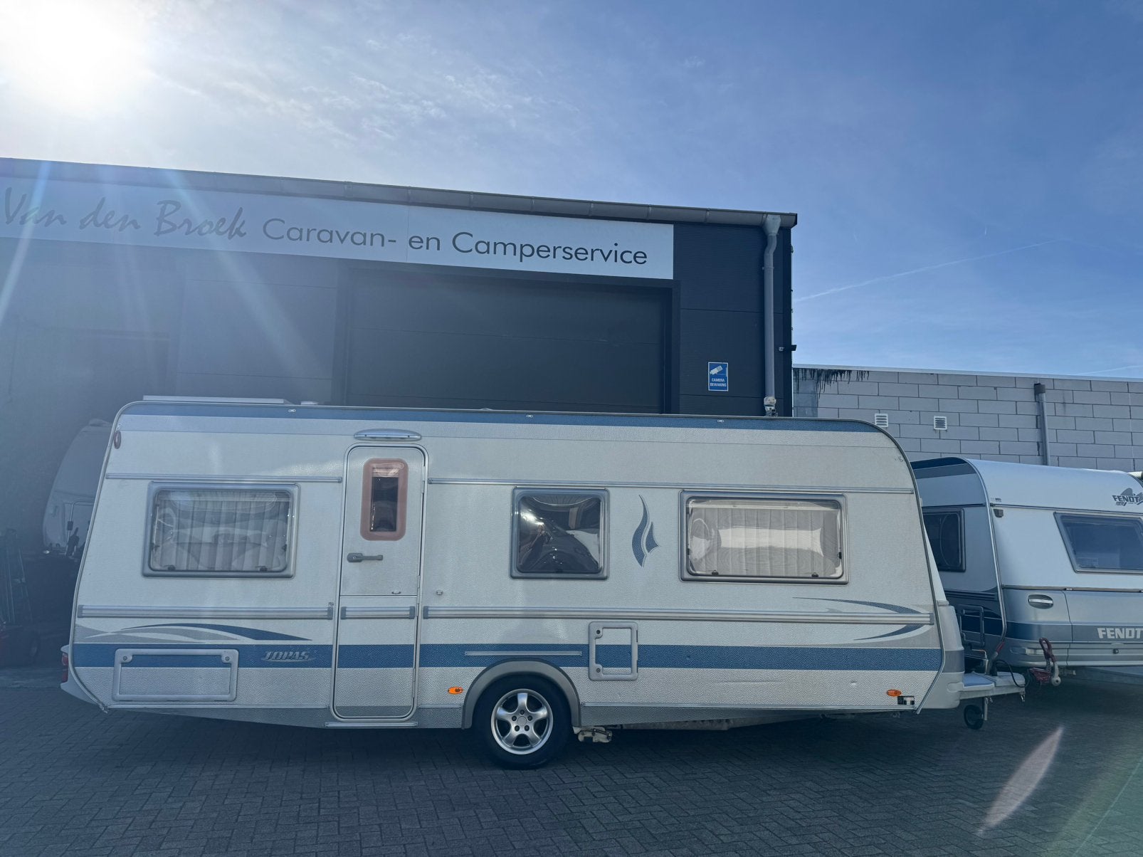 Fendt 550 TG Topas – 2003  Prijs: € 8.950,-, Caravans en Kamperen, Rondzit, Bedrijf, Fendt, Dwarsbed