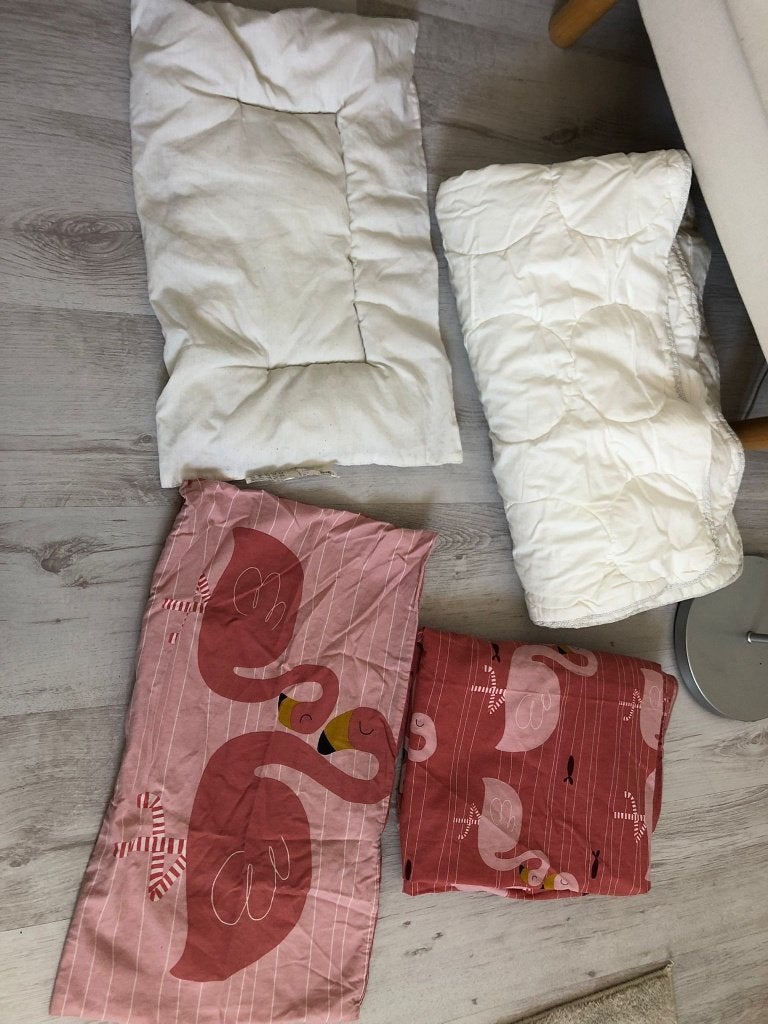 Peuterdekbed ikea 110x125 met 2 sets beddengoed, Gebruikt, Jongetje of Meisje, Wit, Ophalen of Verzenden