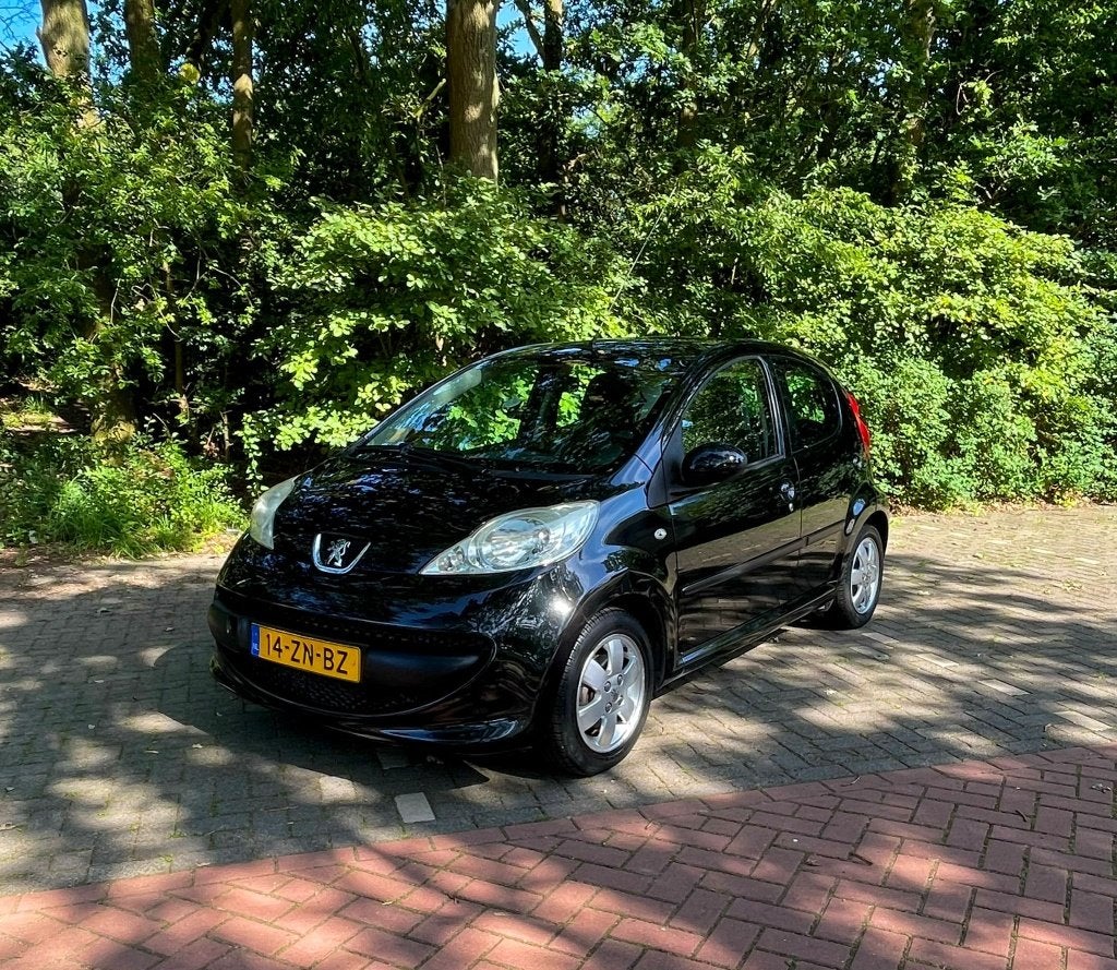Peugeot 107 / Jrlks onderhouden / Carplay / Airco /5 deurs, Voorwielaandrijving, Stof, 4 stoelen, Origineel Nederlands