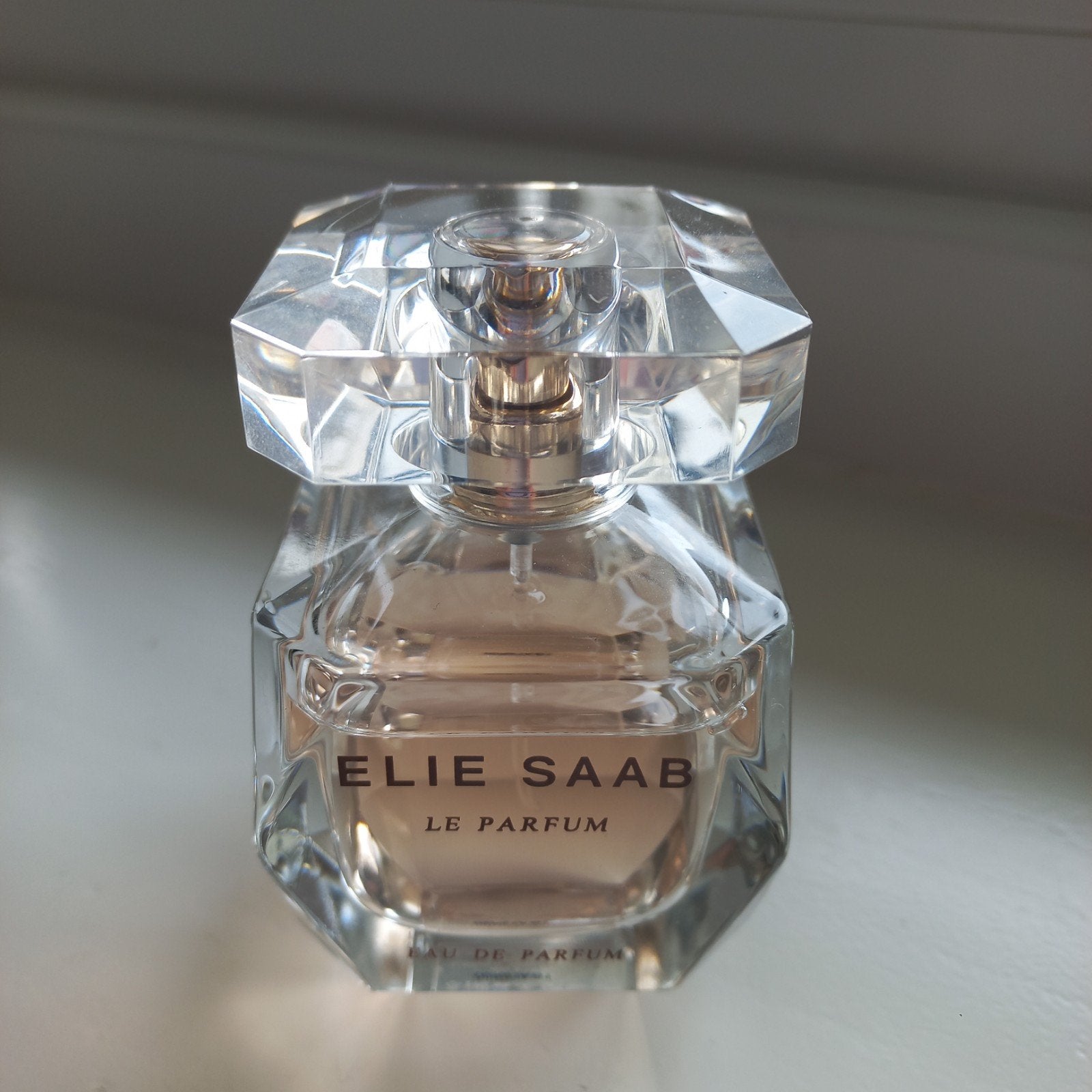 Elie Saab Le Parfum Eau de Parfum 50 ml, Ophalen of Verzenden, Zo goed als nieuw