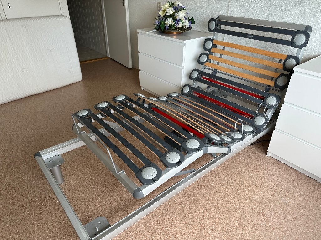 Electrisch verstelbaar eenpersoons bed inclusief matras & AB, Ophalen, 90 cm, Eenpersoons, 200 cm
