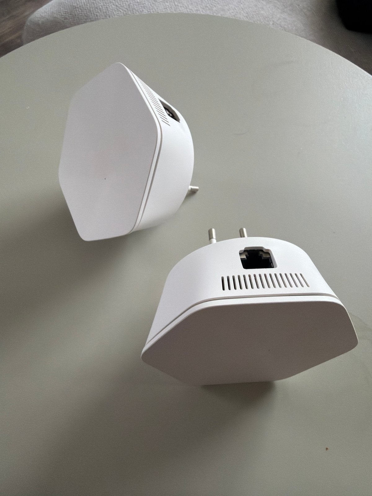Ziggo Wifi Pods (2 stuks) - Verbeter je wifi-bereik, Computers en Software, Ophalen of Verzenden, Zo goed als nieuw