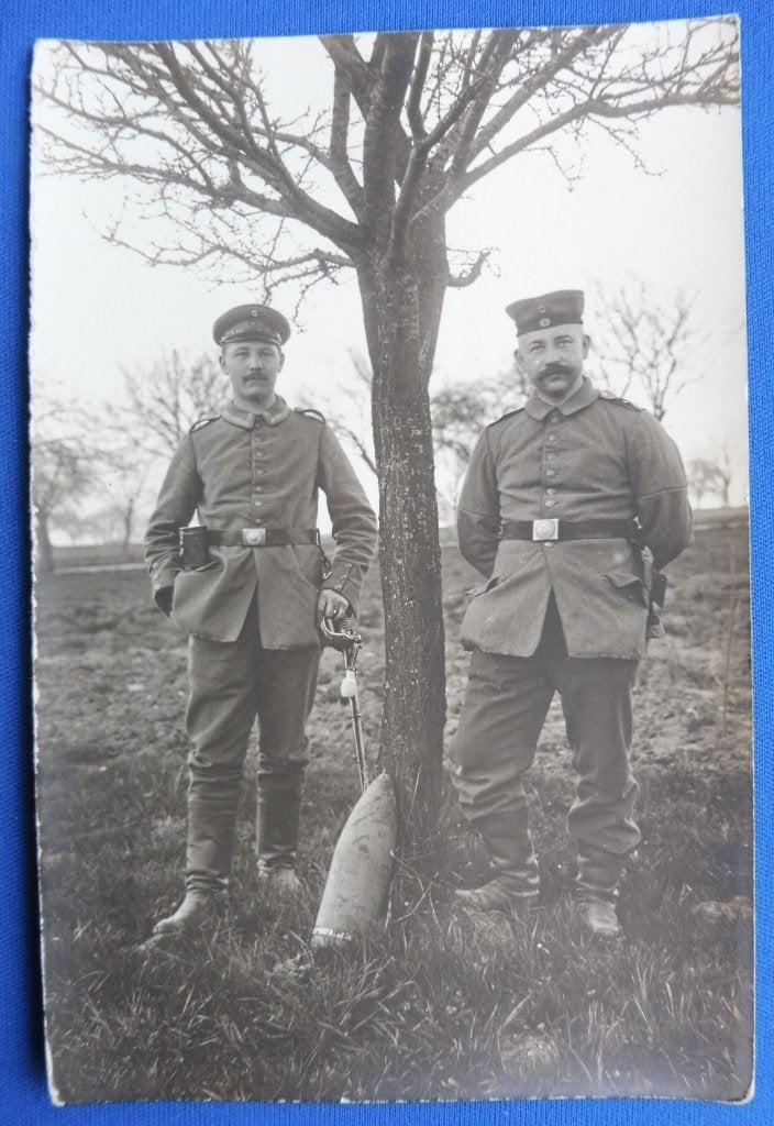 Duitse WO1 Foto Officieren met Granaat, blindganger (S), Verzenden, Landmacht, Duitsland, Foto of Poster