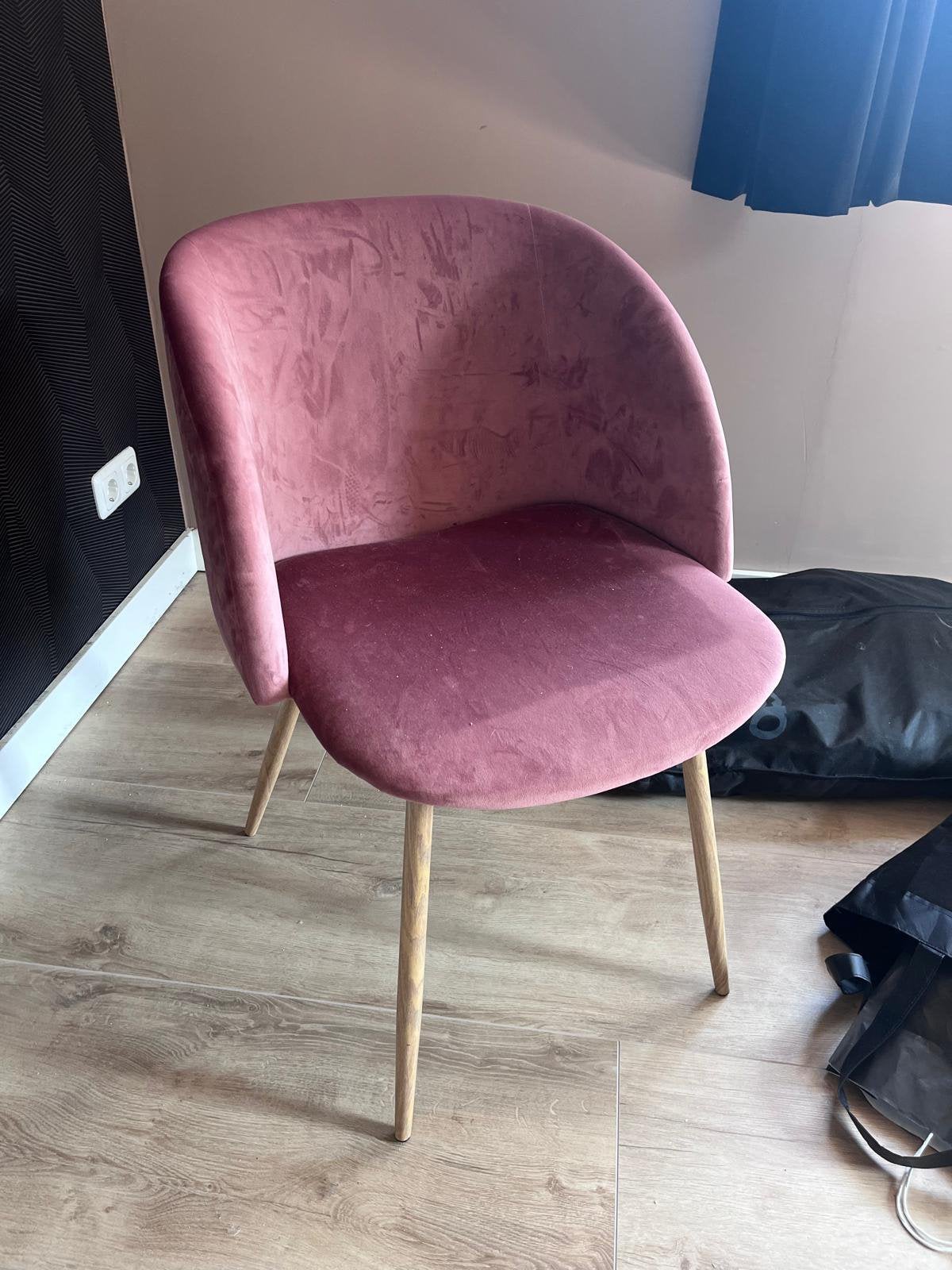 2x Søstrene Grene velvet stoelen roze eetkamer-/bureau stoel, Ophalen, Twee, Overige kleuren, Zo goed als nieuw