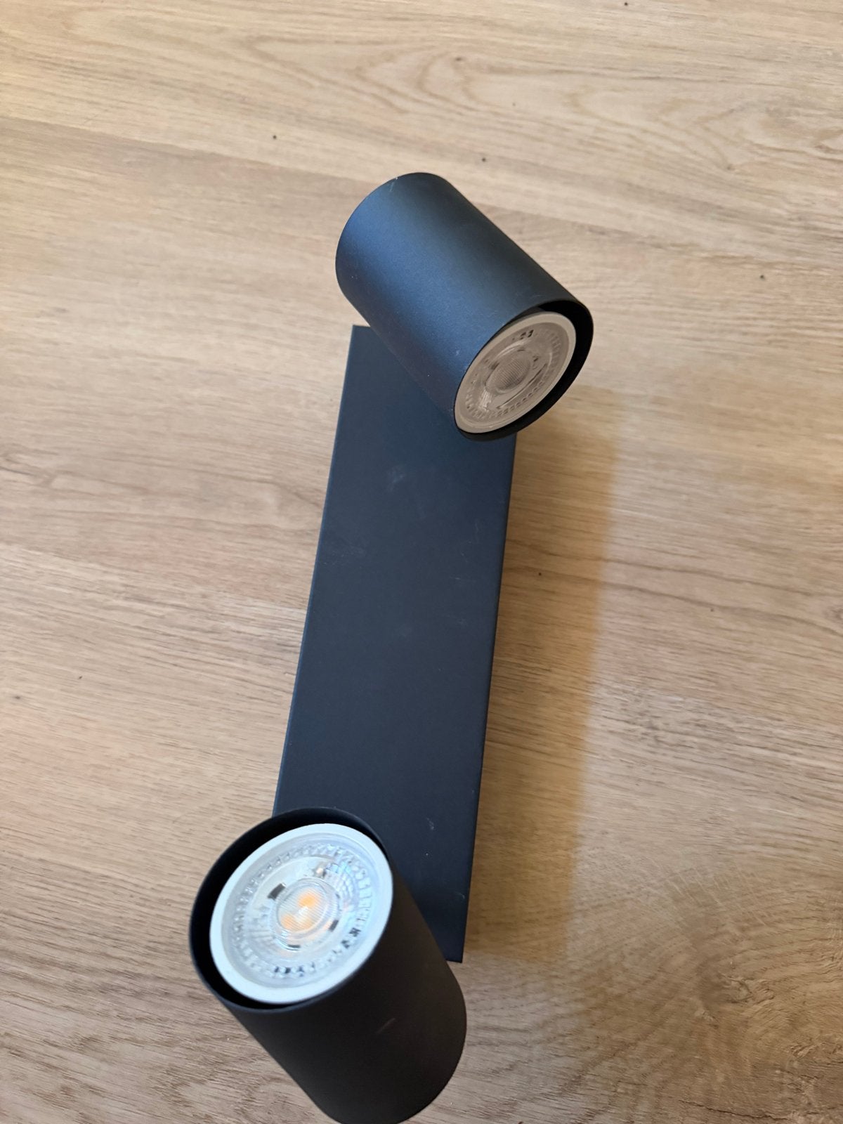 Zwarte Spotjes - Plafond- of Wandspot, Ophalen, GU10, Zo goed als nieuw, LED