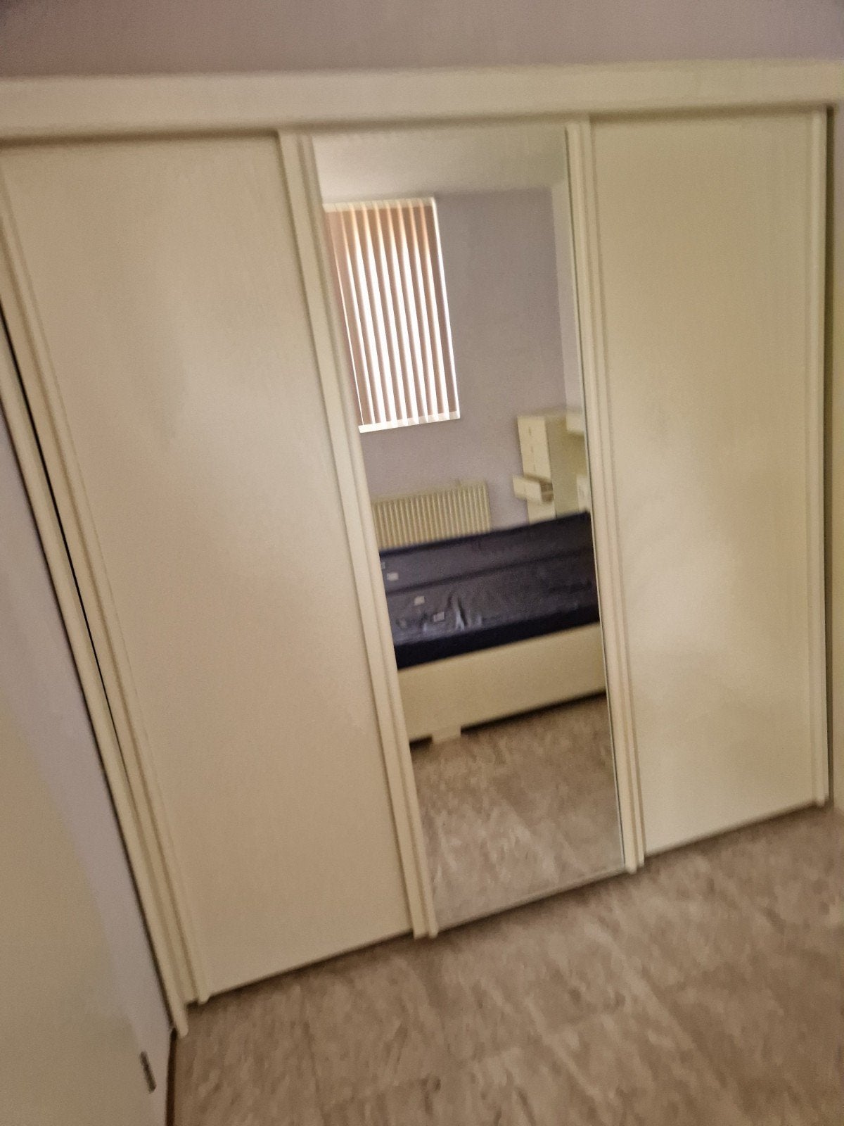 Kledingkast Gratis, Huis en Inrichting, Ophalen, Gebruikt, 100 tot 150 cm, 150 tot 200 cm