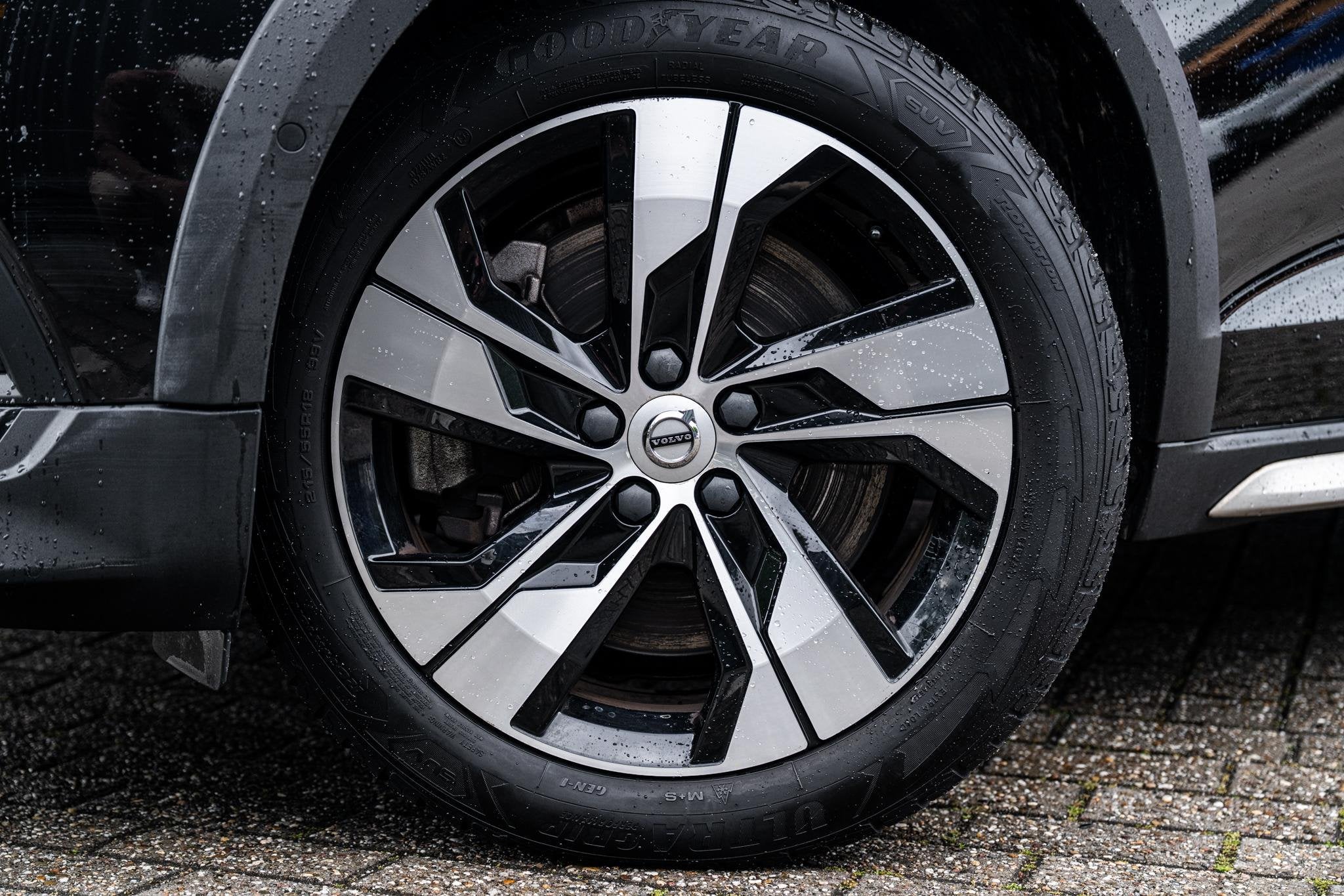 Foto 27 van Volvo V60 Cross Country 2.0 B5 AWD Pro | Achteruitrijcamera