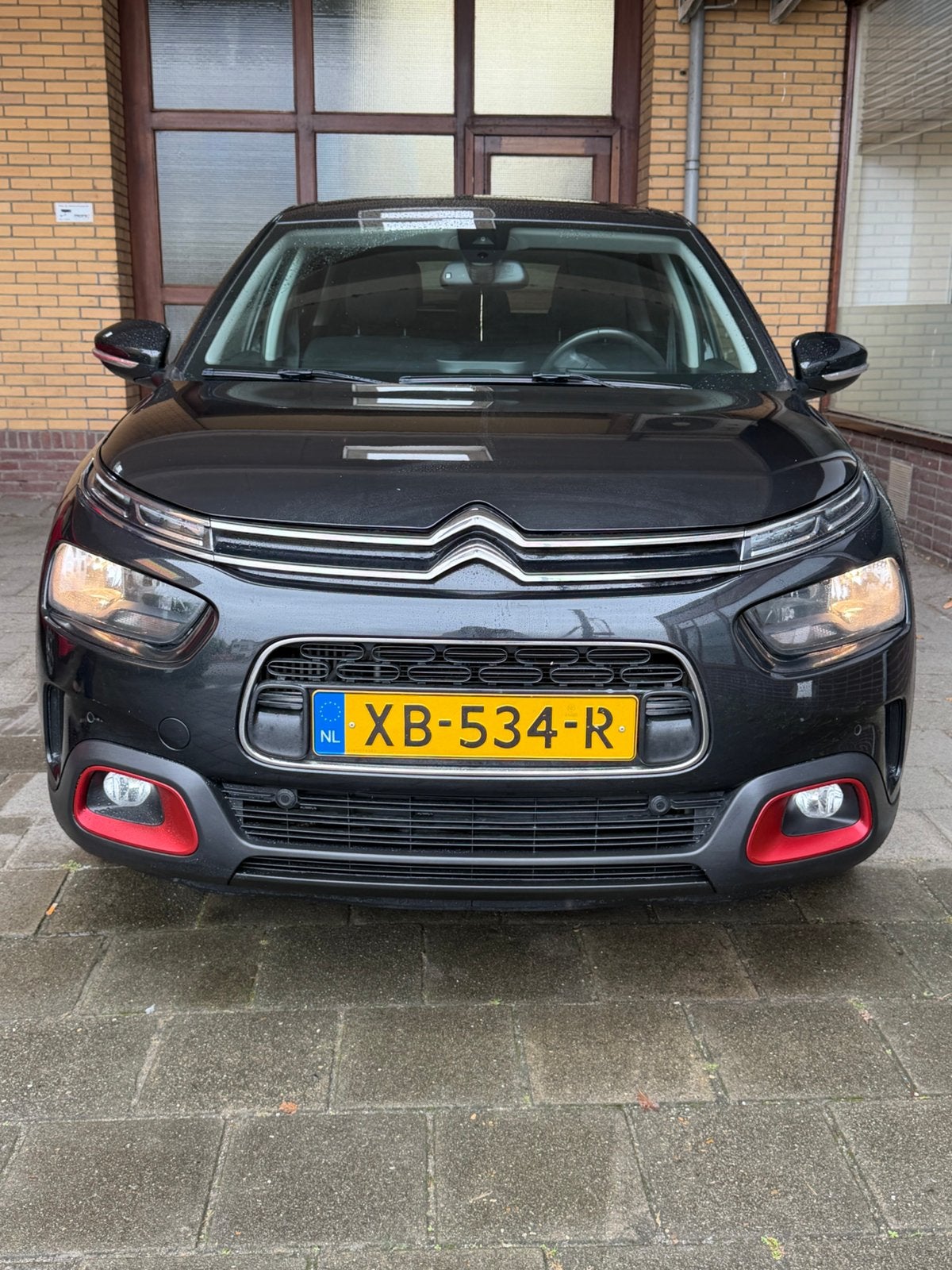 Citroën C4 Cactus 1.2 110 PK S&S | Pano | Camera | CarPlay, Auto's, Voorwielaandrijving, Dealer onderhouden, Stof, 40 €/maand