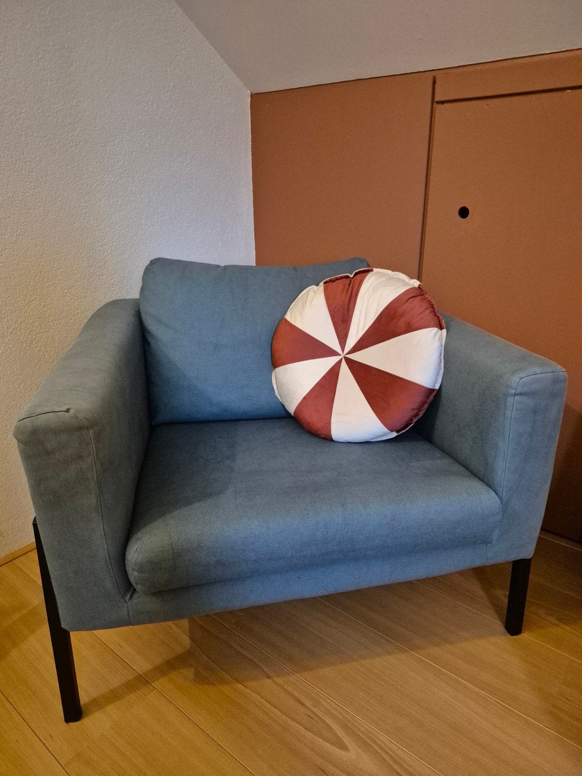 Comfortabele blauwe fauteuil, Ophalen, 75 tot 100 cm, Stof, 75 tot 100 cm