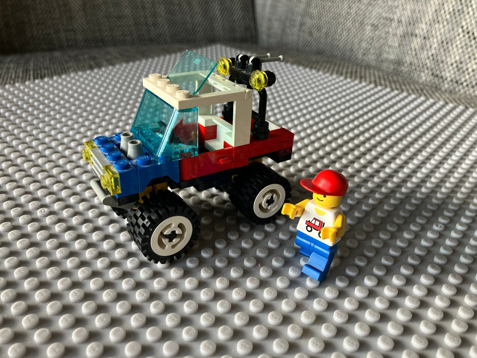 Lego Classic Jaren '90 Legoland Terreinwagen met Minifiguur, Inclusief minifiguren, Gebruikt, Lego, Ophalen of Verzenden