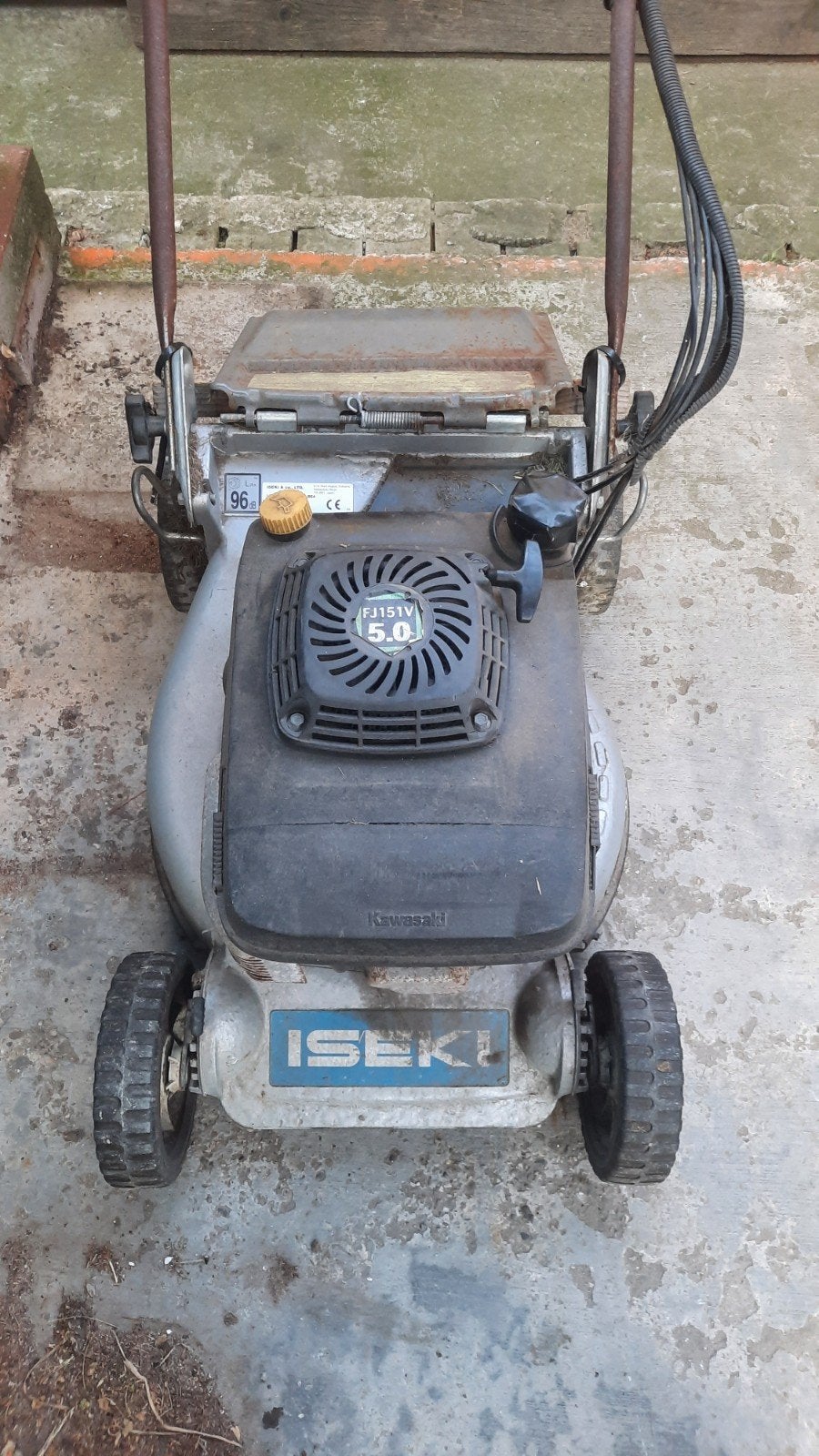Opknapper Iseki SW4195 Benzine Grasmaaier Krachtig & Robuust, Tuin en Terras, Grasmaaiers, Ophalen, Cirkelmaaier, Gebruikt, Opvangbak