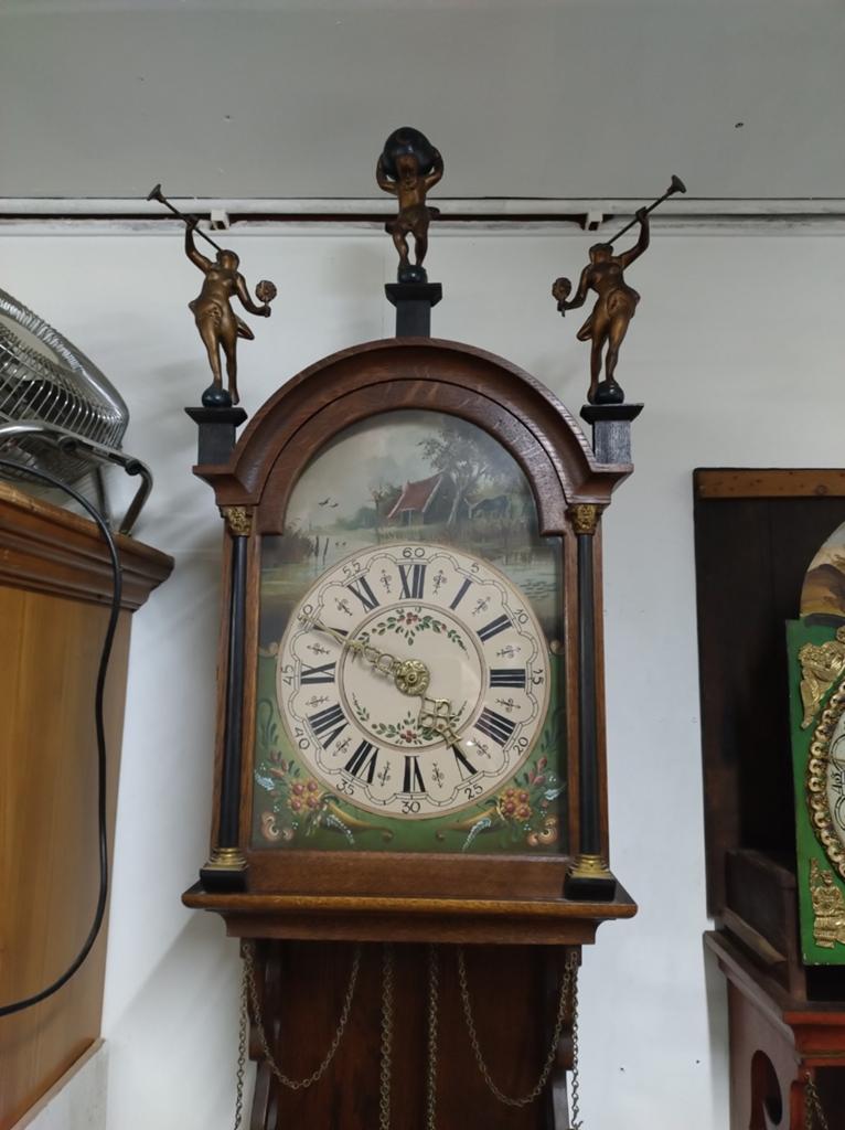 Originele Friese Staartklok met Atlas & Trompetten, Ophalen