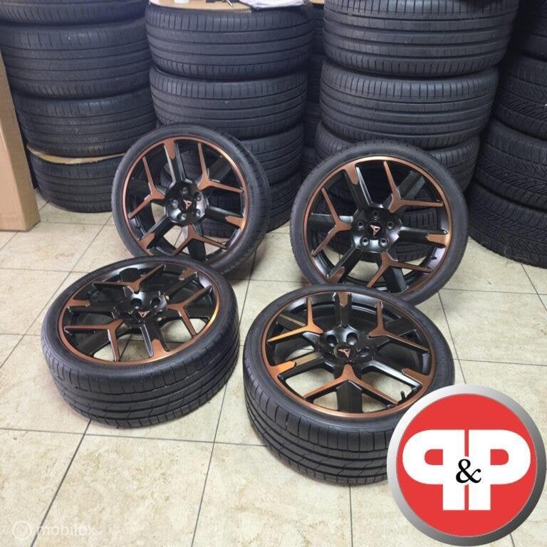 19 Inch Seat Cupra Leon 5F Set Velgen Met Banden, Auto-onderdelen, Banden en Velgen