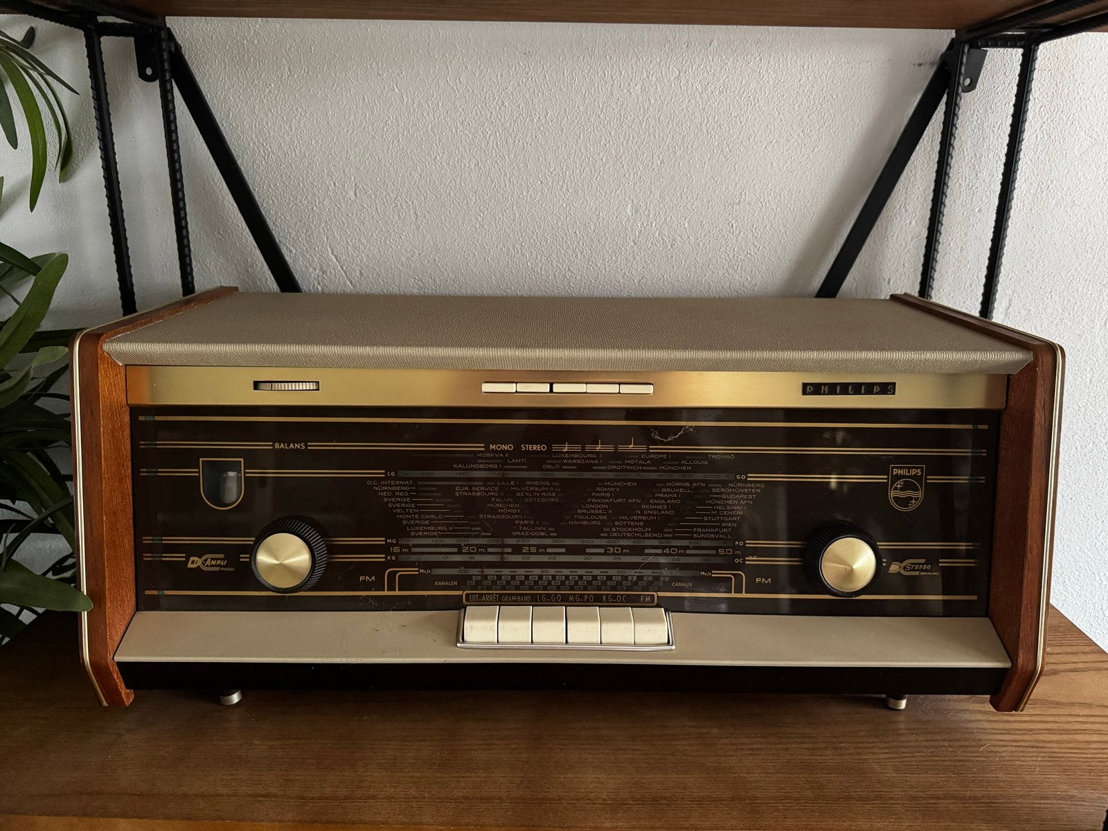 Vintage Philips radio - Functioneert goed, Ophalen, Gebruikt, Radio