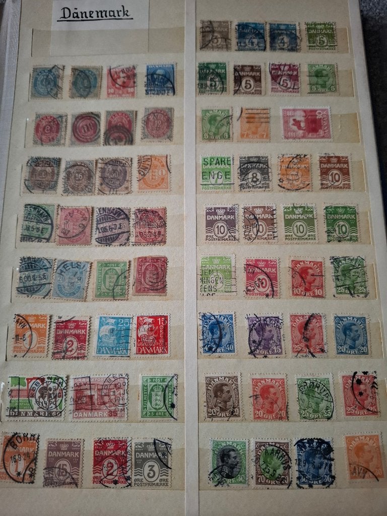 Postzegels in album oa Denemarken, Zweden (perfins), Belgie, Ophalen of Verzenden, Buitenland