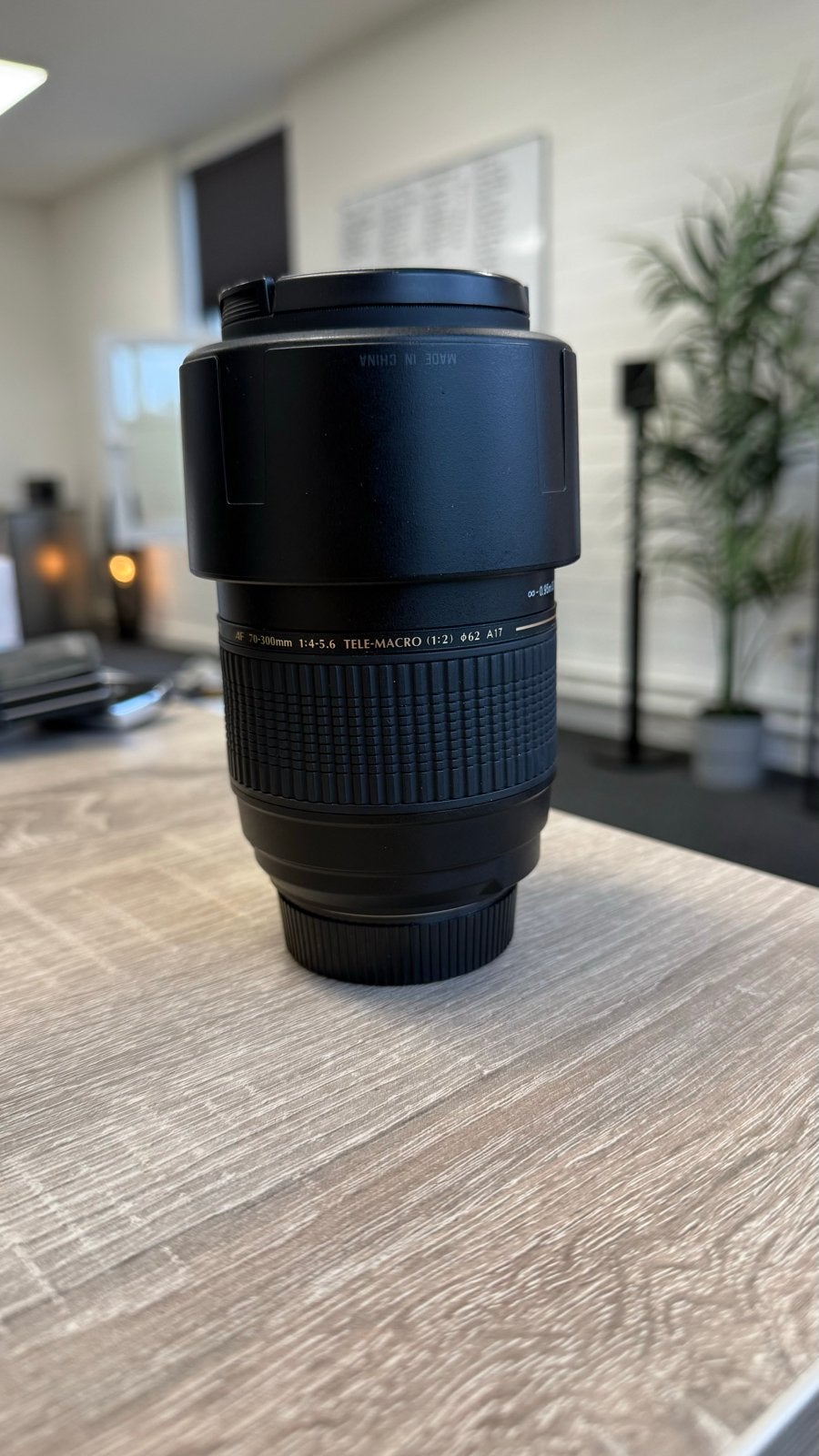 Tamron AF 70-300mm f/4-5.6 Tele-Macro lens voor Nikon, Ophalen, Autofocus, Telelens, Zo goed als nieuw