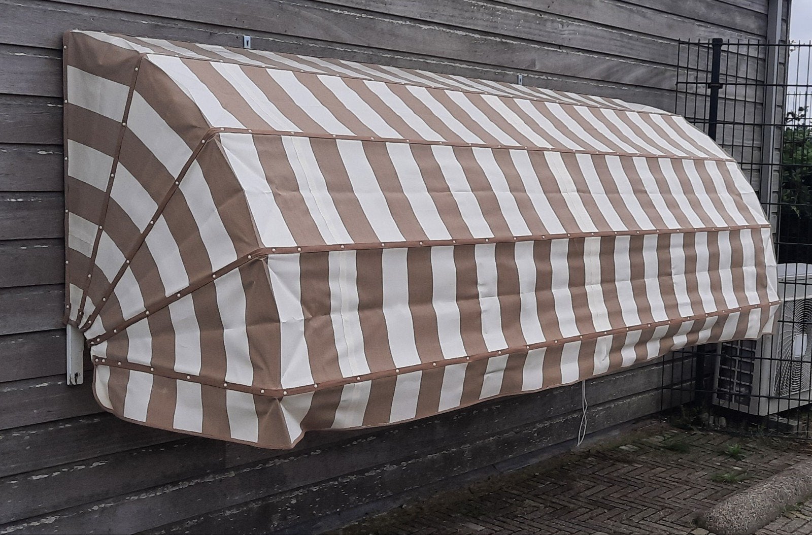 Markies zonnescherm., Ophalen, Nieuw