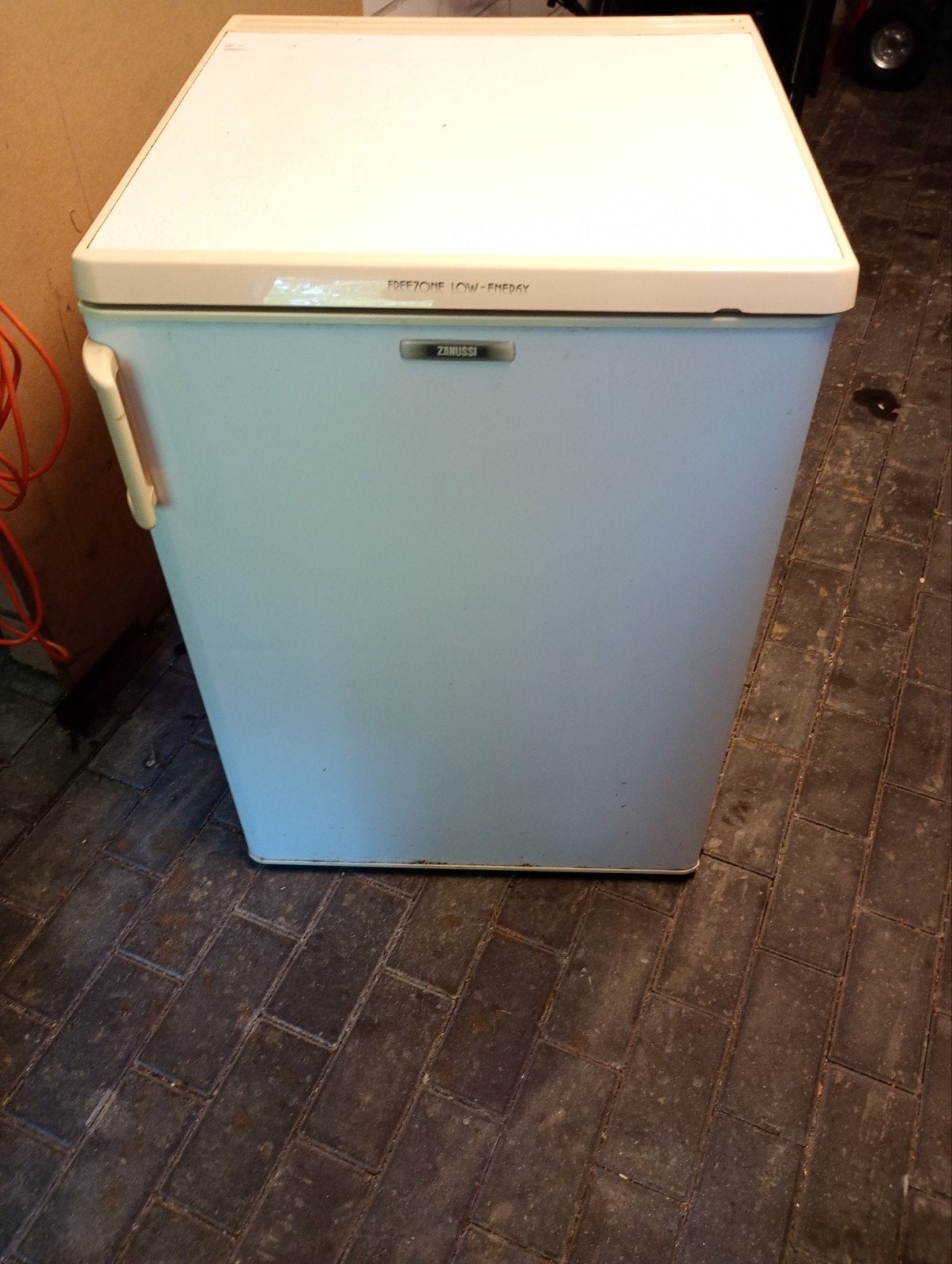 Oud ijzer/handige Harrie, Koelkast met kleine vriesvak, Minder dan 75 liter, Ophalen, Met vriesvak