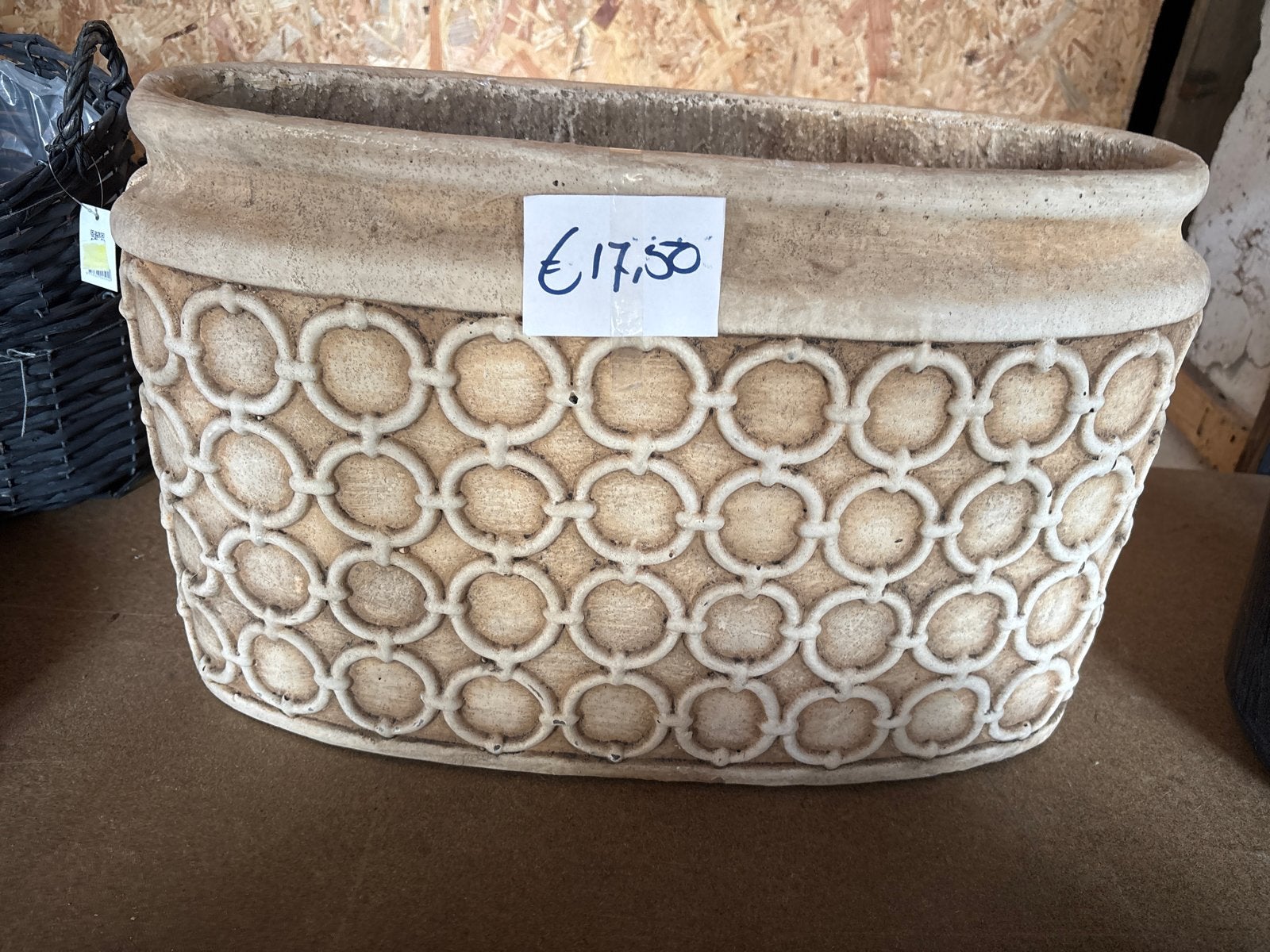Ovale bloempot met decoratief patroon, Ophalen, Gebruikt, Binnen, Beton
