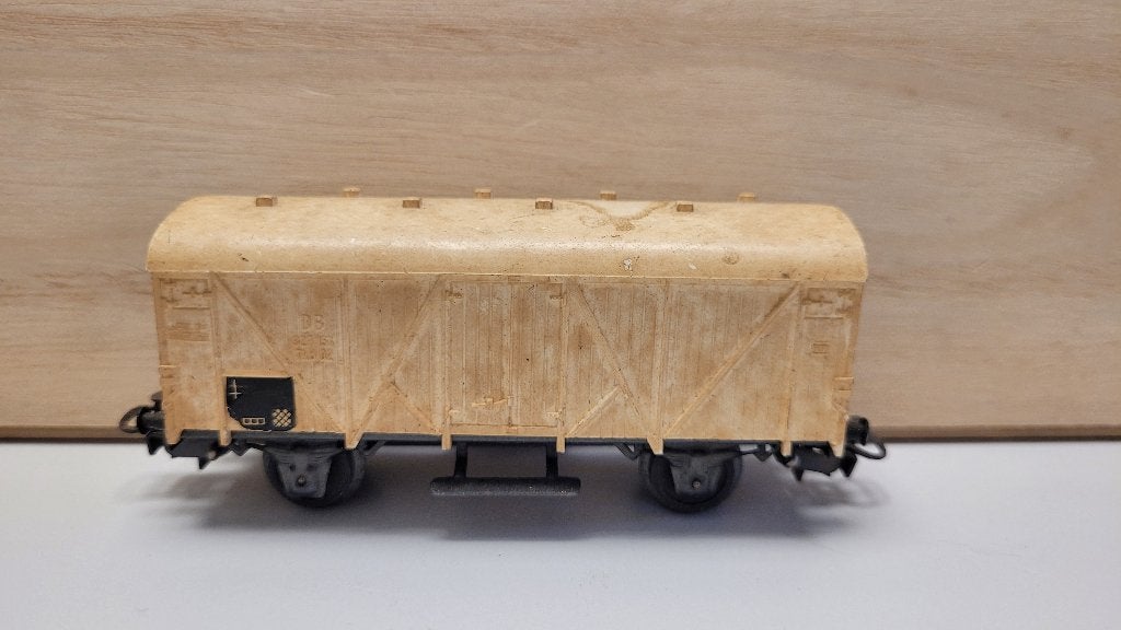 Märklin 4908 Witte koelwagen van de DB weathered, Wisselstroom, Wagon, Ophalen of Verzenden, Zo goed als nieuw