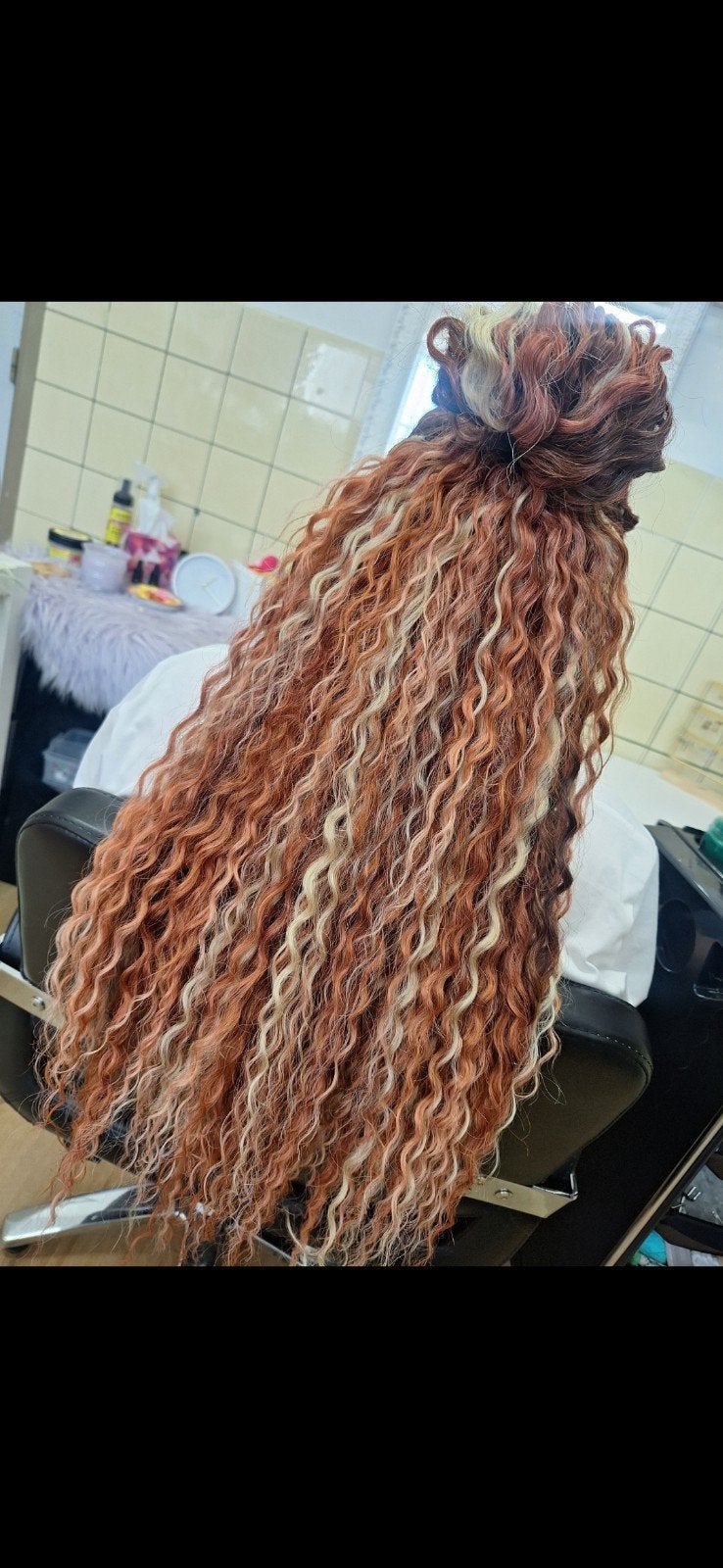 synthetische krullen / dreads met installatie, Ophalen of Verzenden, Zo goed als nieuw