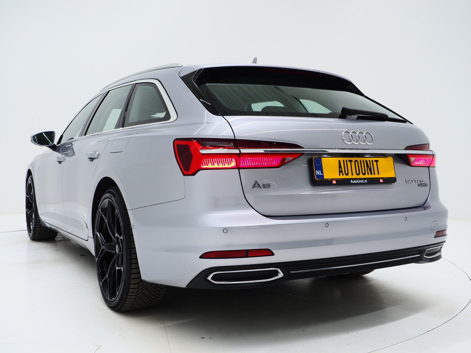 Audi A6 Avant 50 TFSI e quattro | Trekhaak | Adaptive Cruise, Auto's, Audi, Automaat, Gebruikt, Zwart, 4 cilinders