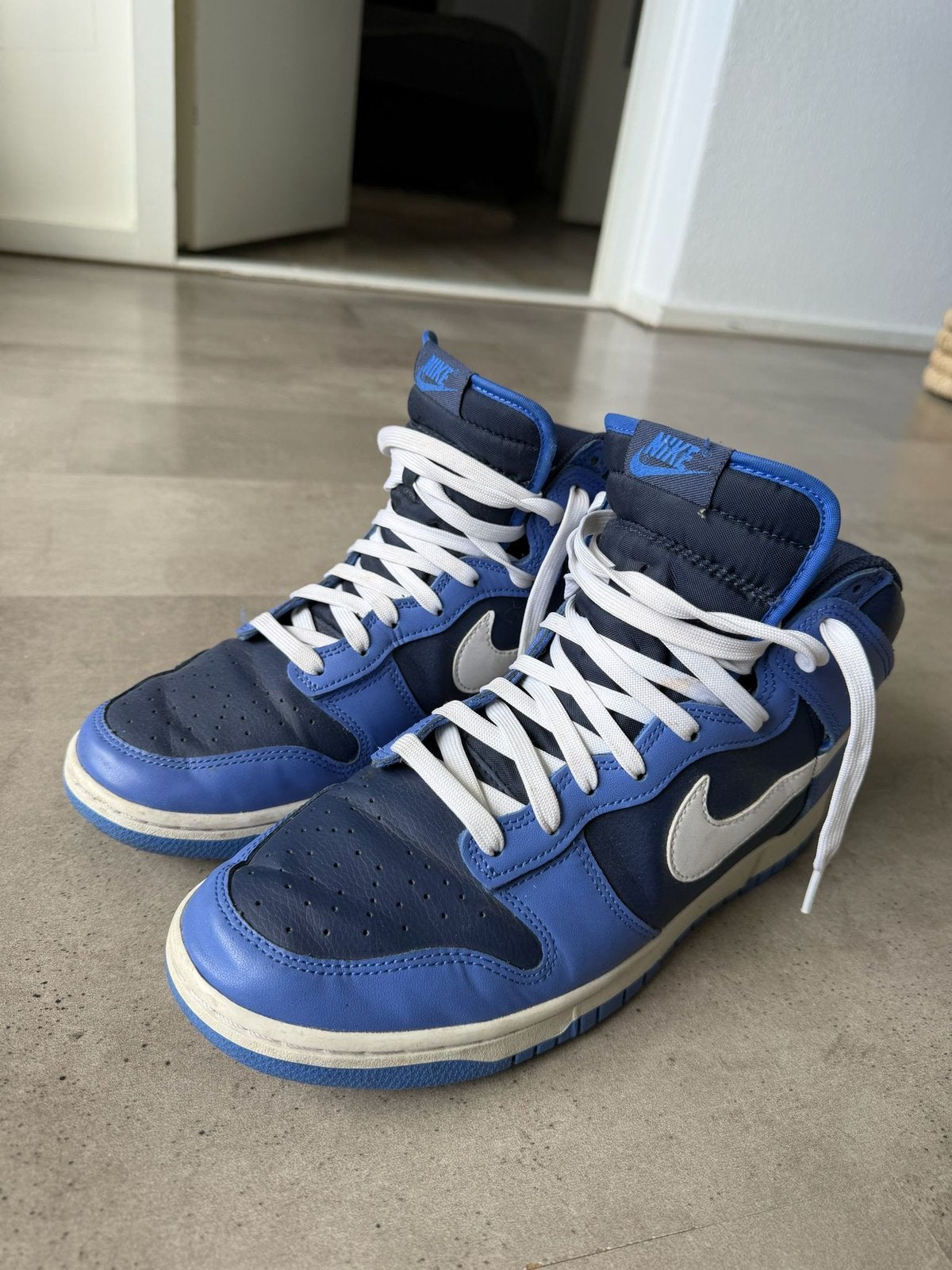 Nike Dunk High - Maat 45, Kleding | Dames, Ophalen of Verzenden, Zo goed als nieuw, Sneakers of Gympen