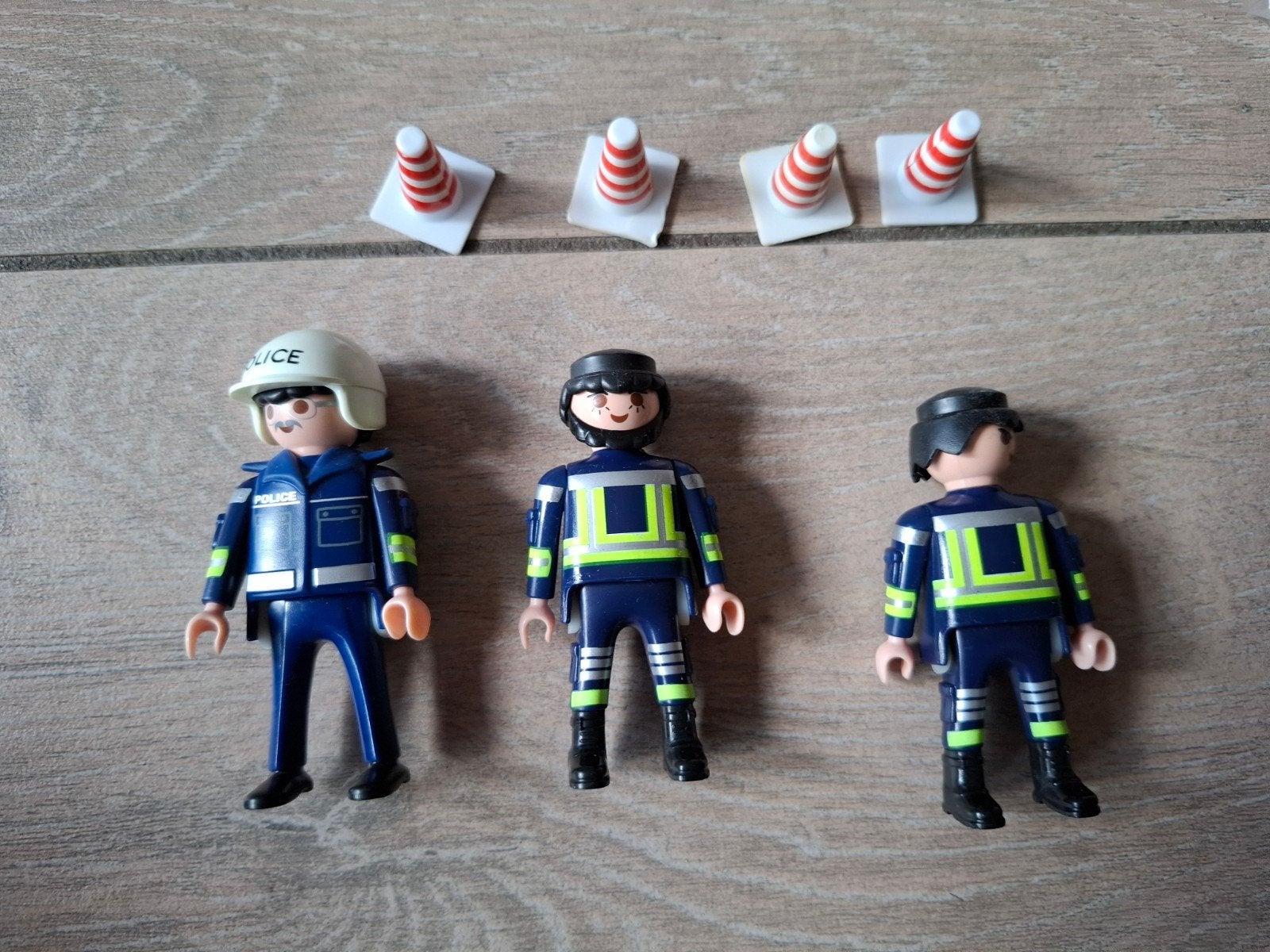 Playmobil Politieagenten met pionnen, Ophalen of Verzenden