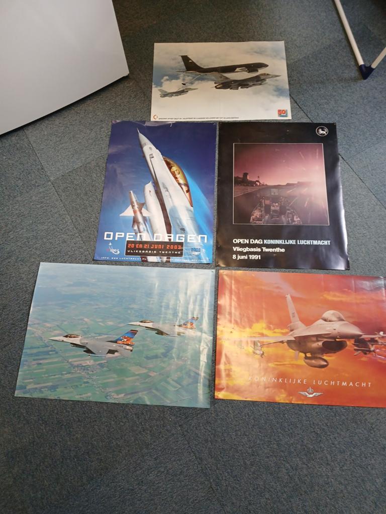 Te koop, meerdere Luchtmacht poster, plus 1 alg.militair., Ophalen, Luchtmacht, Nederland