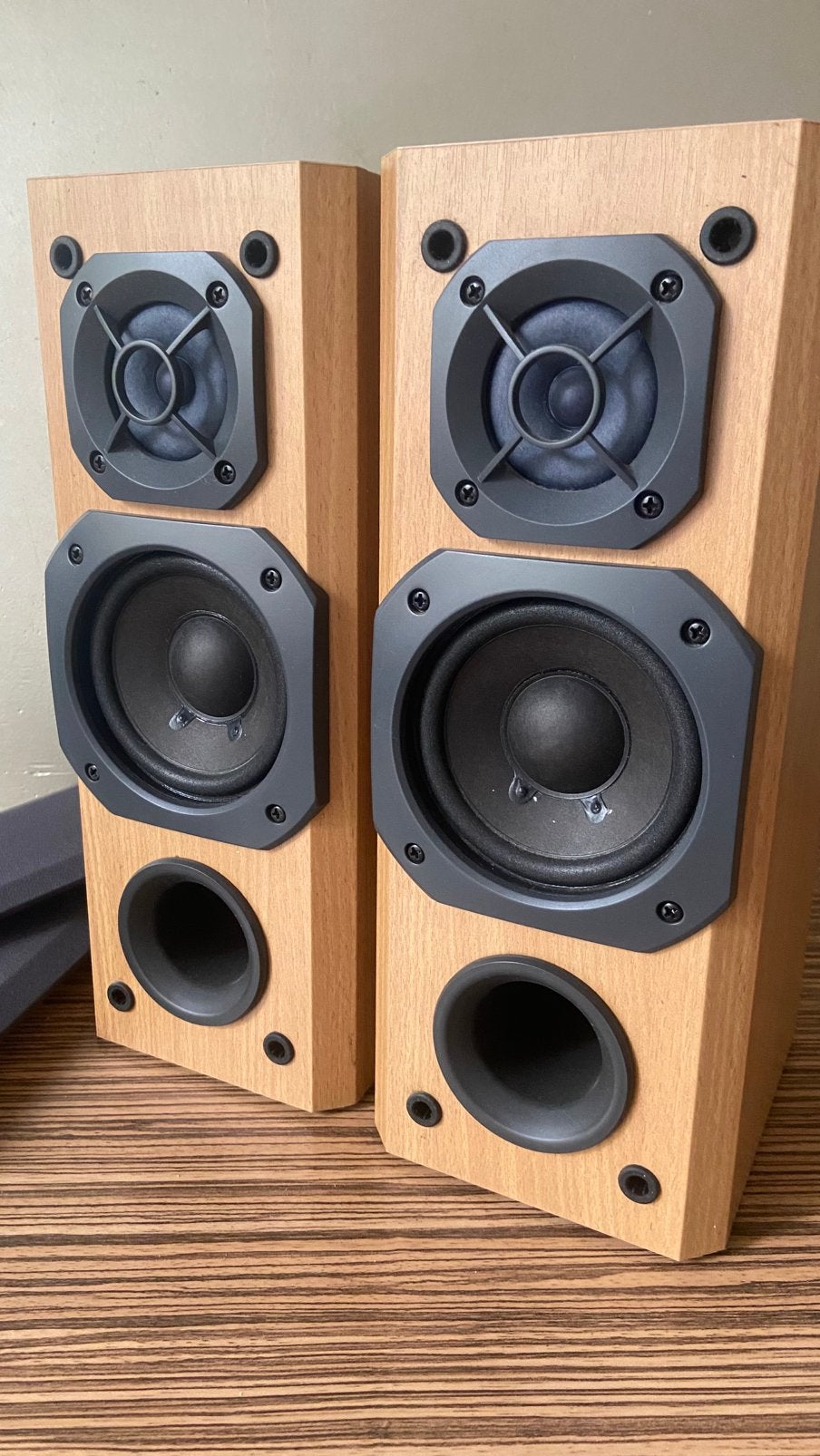 Panasonic surround speakers SB-AFC20 boekenplank, Gebruikt, 60 tot 120 watt, Front, Rear of Stereo speakers, Ophalen
