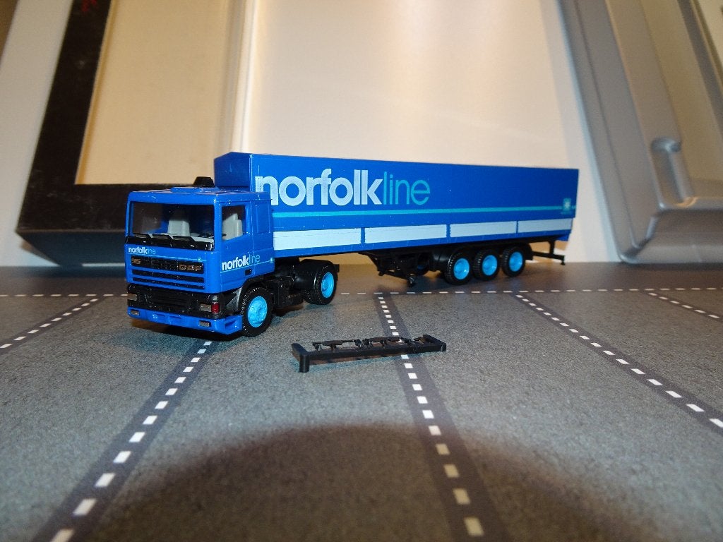 162 herpa daf 95 norfolk line maersk 1:87 truck trein, Ophalen of Verzenden, Nieuw, Bus of Vrachtwagen, Herpa