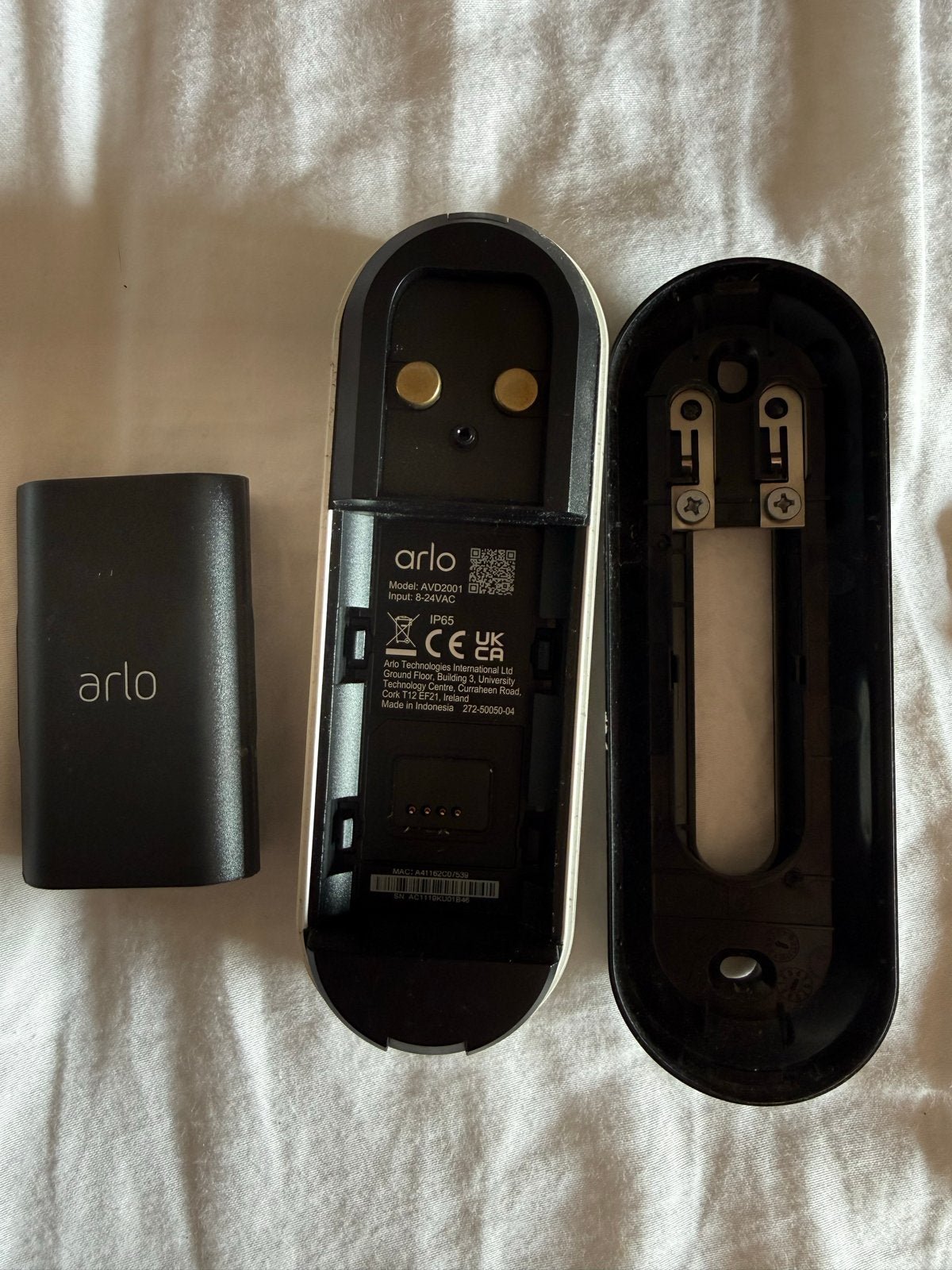Arlo AVD2001 Deurbel Camera met Beugel en Batterij, Ophalen of Verzenden, Bewegingsdetectiesensor, Gebruikt, Draadloos