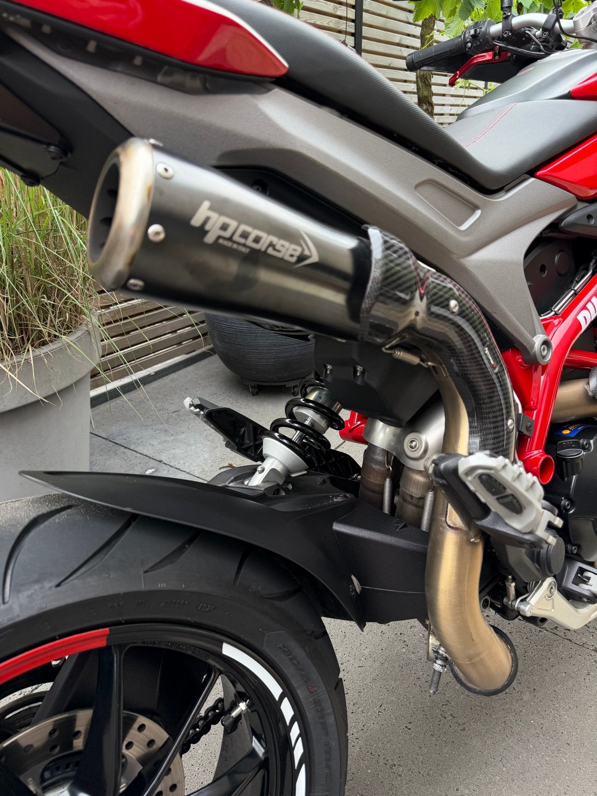 HP-CORSE GP07 uitlaat voor Ducati Hypermotard 821/939, Motoren, Ophalen, Gebruikt