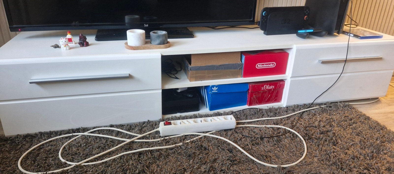 Witte TV-kast met opbergruimte, Ophalen, Overige materialen, Gebruikt, 150 tot 200 cm