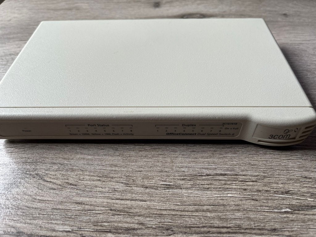 3Com officeconnect dual speed switch 8, Ophalen of Verzenden, Zo goed als nieuw
