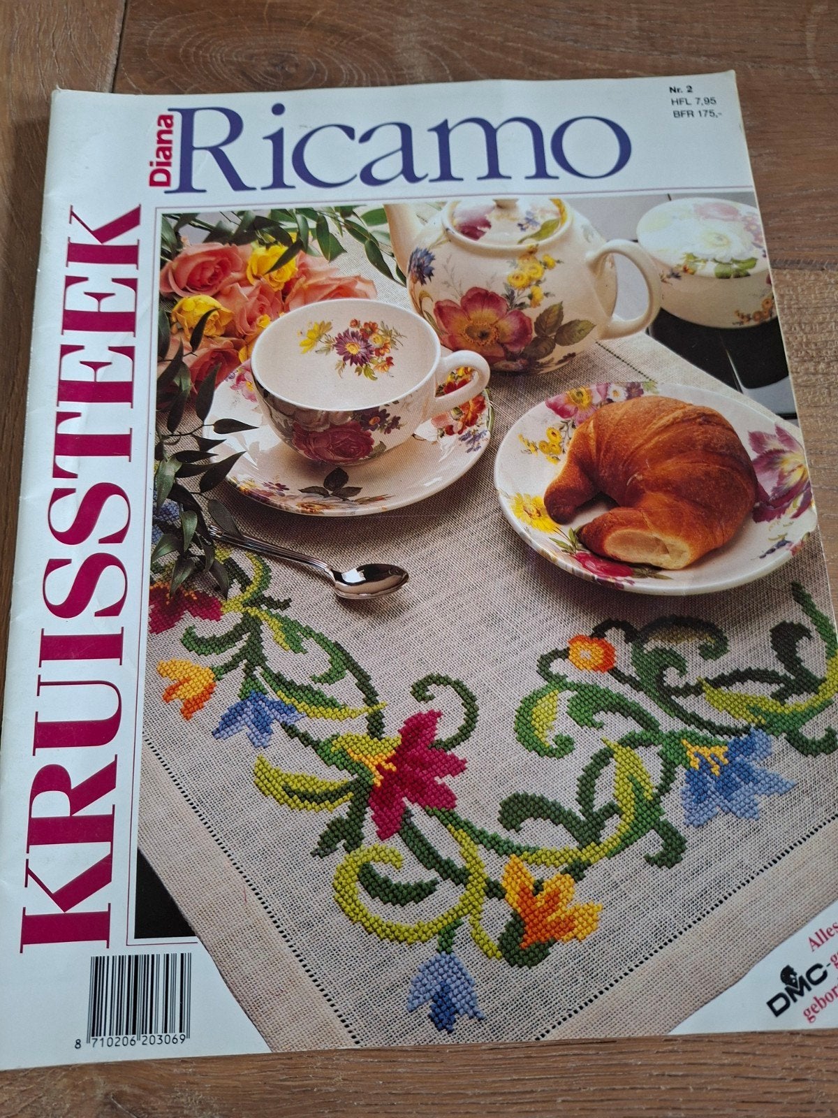Diana Ricamo Kruissteek Tijdschrift Nr. 2 - Borduurpatronen, Ophalen of Verzenden, Gebruikt, Handborduren, Patroon