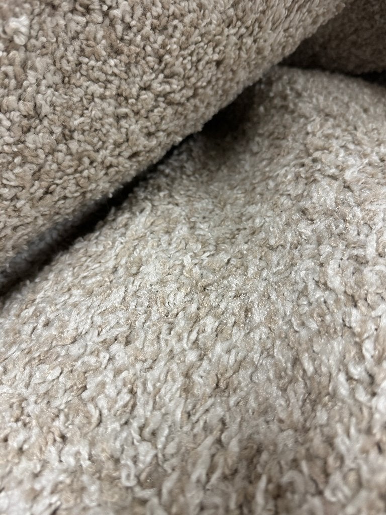 Vloerkleed Domino 200x290, Ophalen, 200 cm of meer, Crème, Zo goed als nieuw
