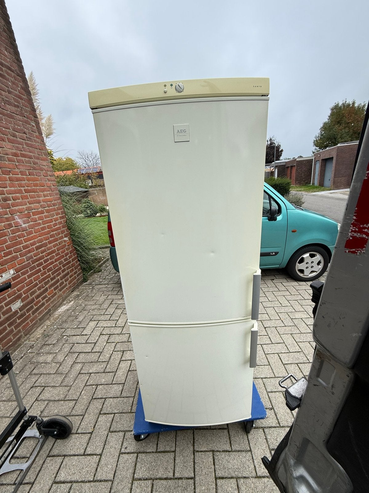 AEG Santo koelkast met vriesvak - Goede staat, 150 tot 200 liter, Gebruikt, 45 tot 60 cm, Met vriesvak