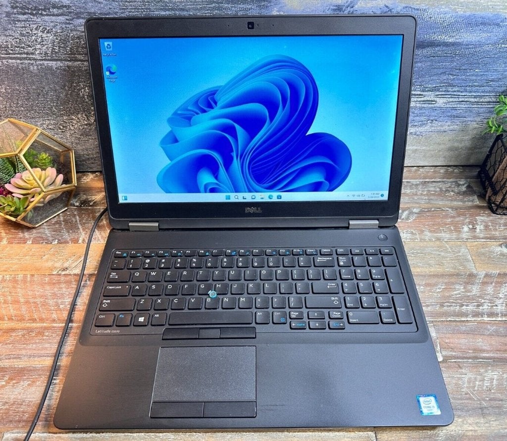 Nette i5 Dell Latitude E5570 15 Inch Incl Lader SSD Win11, Gebruikt, 2 tot 3 Ghz, 8 GB, Ophalen of Verzenden