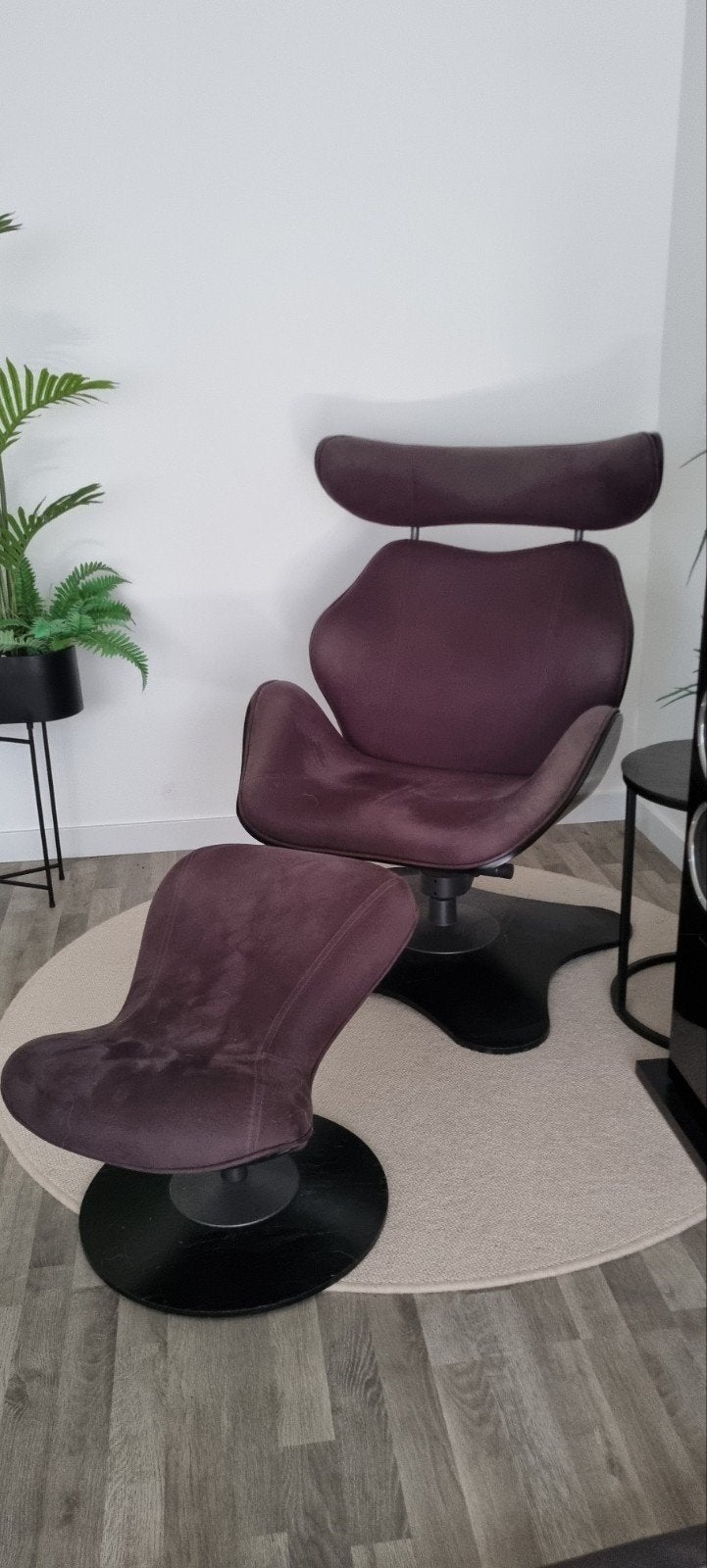 Variér Tok fauteuil en voetenbank, Ophalen, Zo goed als nieuw, Hout, Design