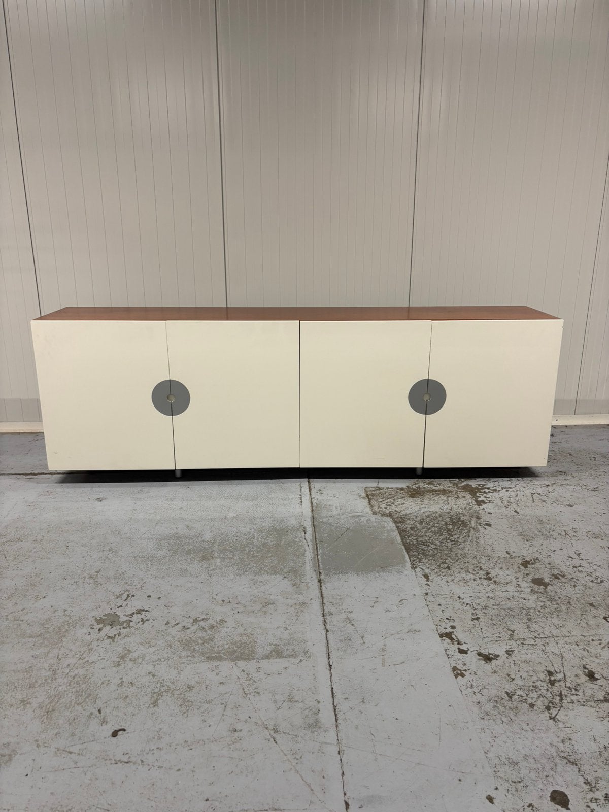 Castelijn disk dressoir, Ophalen of Verzenden, Zo goed als nieuw, 25 tot 50 cm, 200 cm of meer