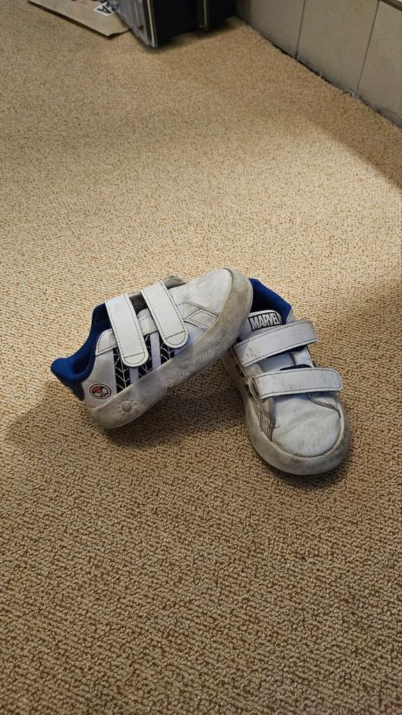 Adidas Marvel Spiderman schoenen maat 25 gebruikt, Kinderen en Baby's, Kinderkleding | Schoenen en Sokken, Adidas, Gebruikt, Schoenen