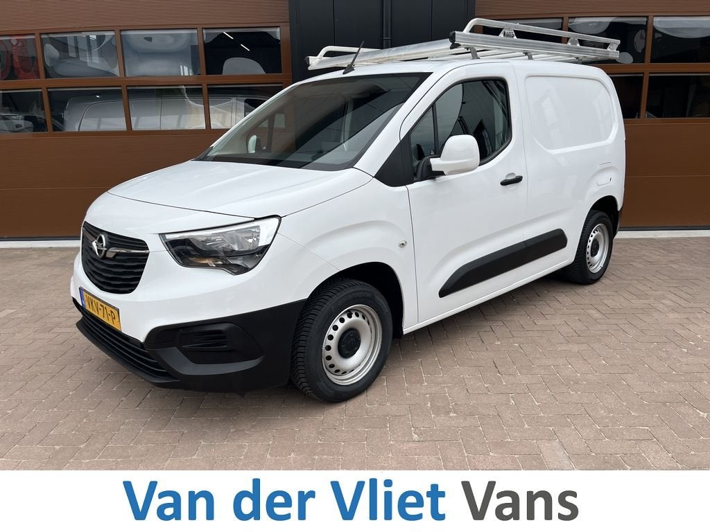 Opel Combo 1.5 D E6 102pk Edition Lease €211 p/m, Airco, N, Auto's, Voorwielaandrijving, Navigatiesysteem, Gebruikt, 4 cilinders