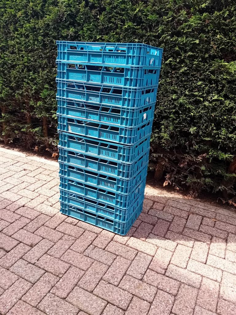 11 blauwe Euro Pool System kisten 60x40x11 cm, Ophalen, Gebruikt, 40 tot 60 cm, 50 tot 75 cm