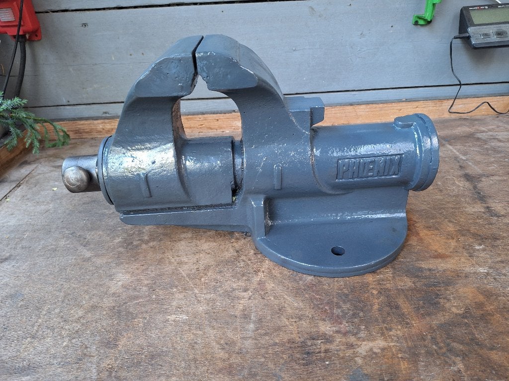Phoenix bankschroef bekbreedte 125mm 34kg, Ophalen, Gebruikt