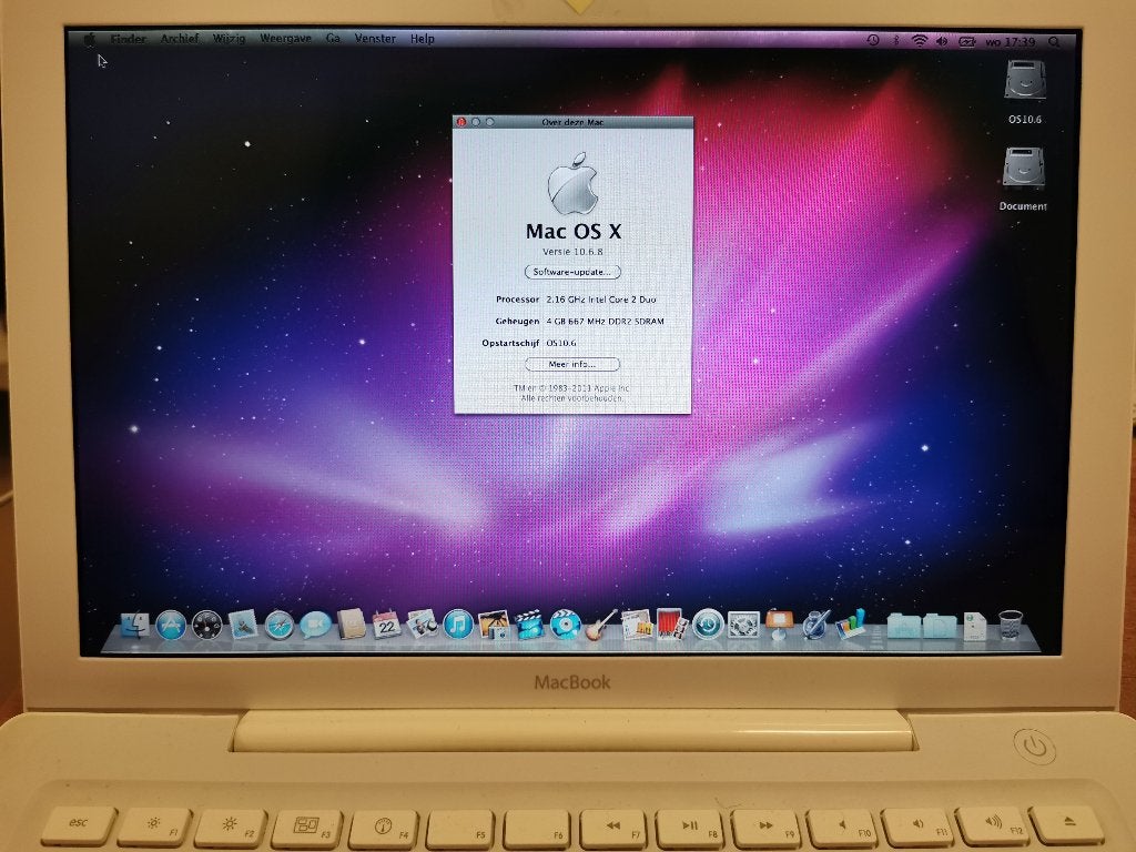 MacBook Intel Core 2 Duo 2.16 Ghz 13 inch White zie fotos, Computers en Software, Gebruikt, 2 tot 3 Ghz, Qwerty, 13 inch