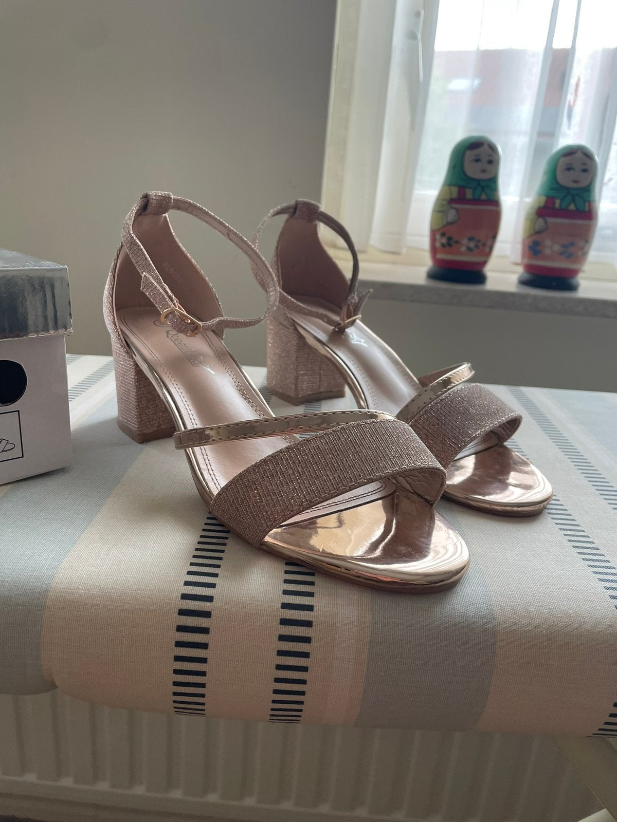 Glitterhakken rosé goud 38, Schoenen met lage hakken, Overige kleuren, Ophalen of Verzenden, Zo goed als nieuw