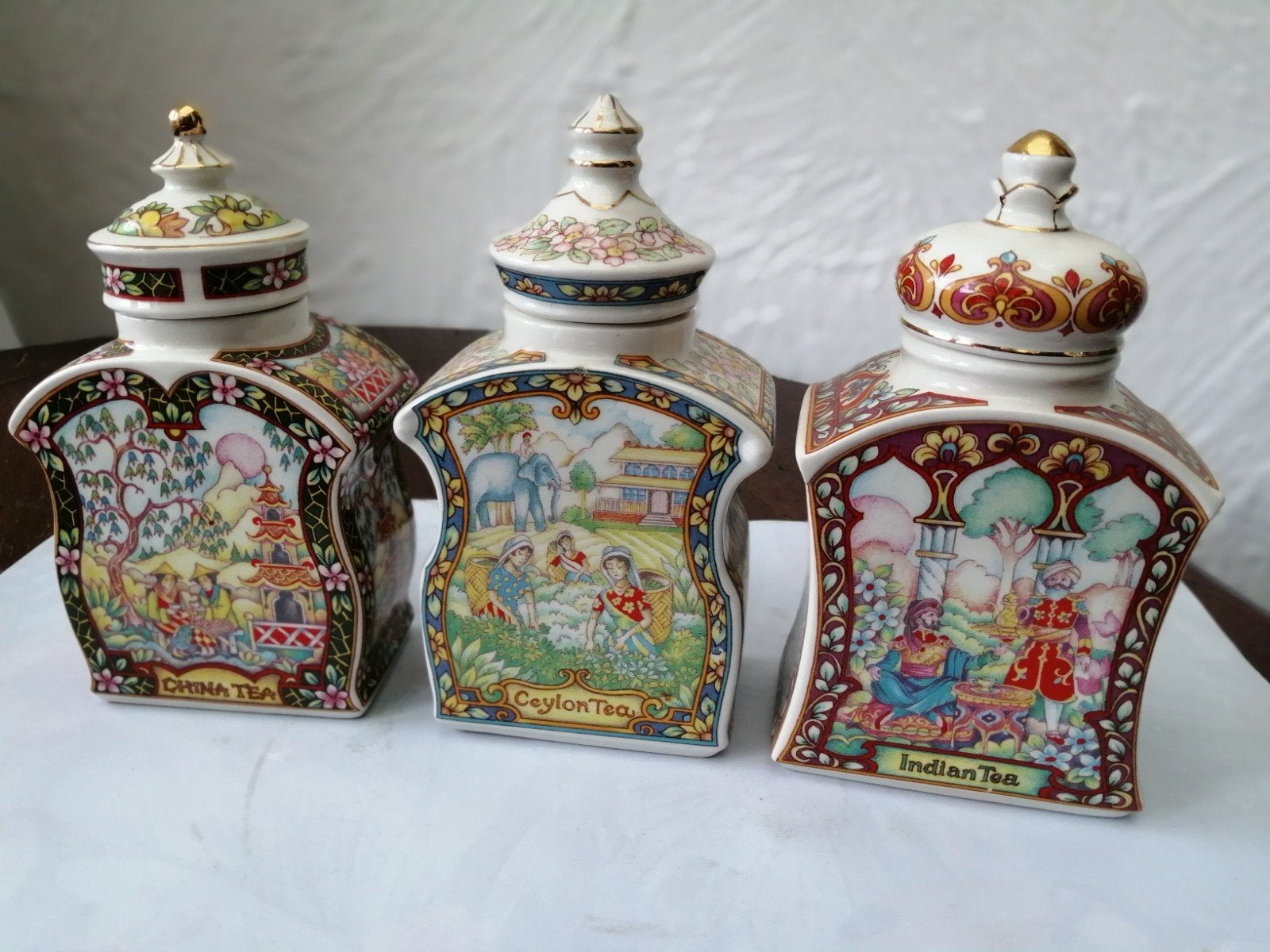 Sadler The World of Tea Collection - 3 theebusjes, Antiek en Kunst, Ophalen