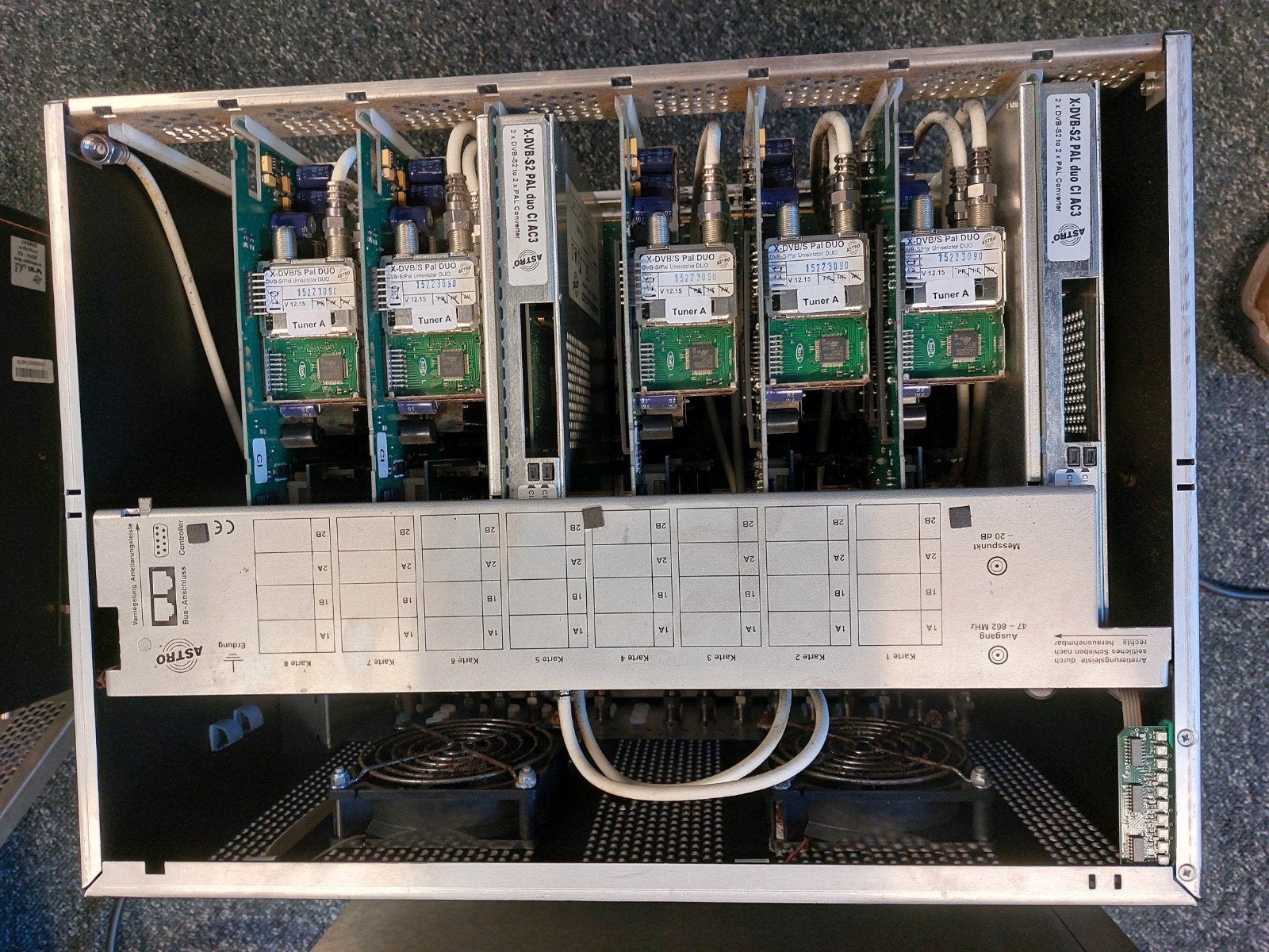 2x Astro V16 Satelliet Ontvangst station  Hotel / Recreatie, Gebruikt, Tv en Weergevers, Onbekend, Ophalen of Verzenden