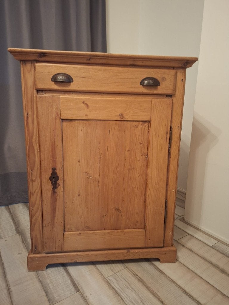 Nette autentieke antieke grenen kast(je), Huis en Inrichting, Kasten | Dressoirs, Ophalen, Gebruikt, Met deur(en), 50 tot 100 cm